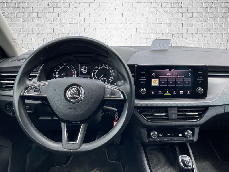 Skoda Scala 1.5 Schaltgetriebe - Ambition LED — photo 14