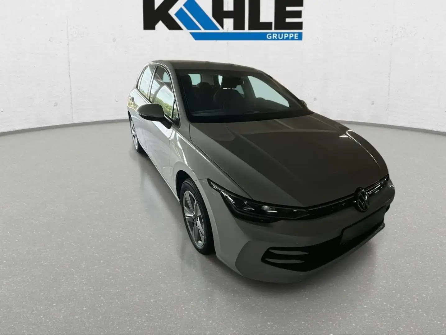 Volkswagen Golf Life 1.5 l eTSI OPF DSG Weiß - 2