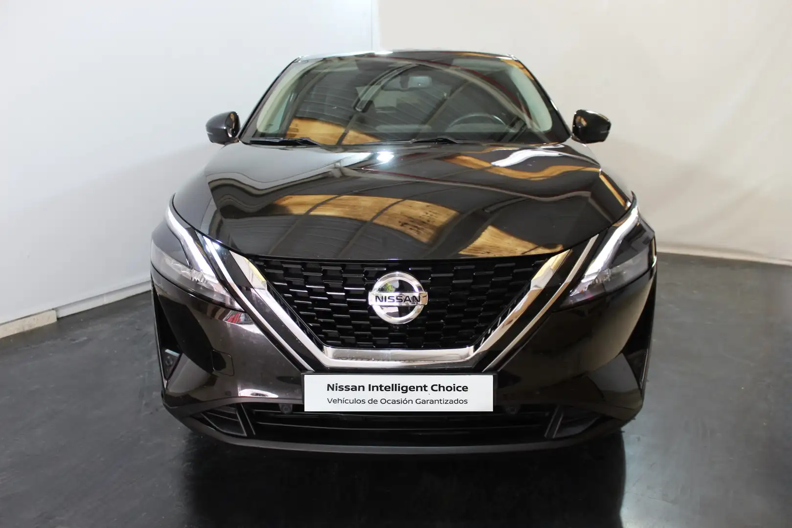 Nissan Qashqai 1.3 DIG-T mHEV 12V N-GO 4x2 103kW Negro - 2