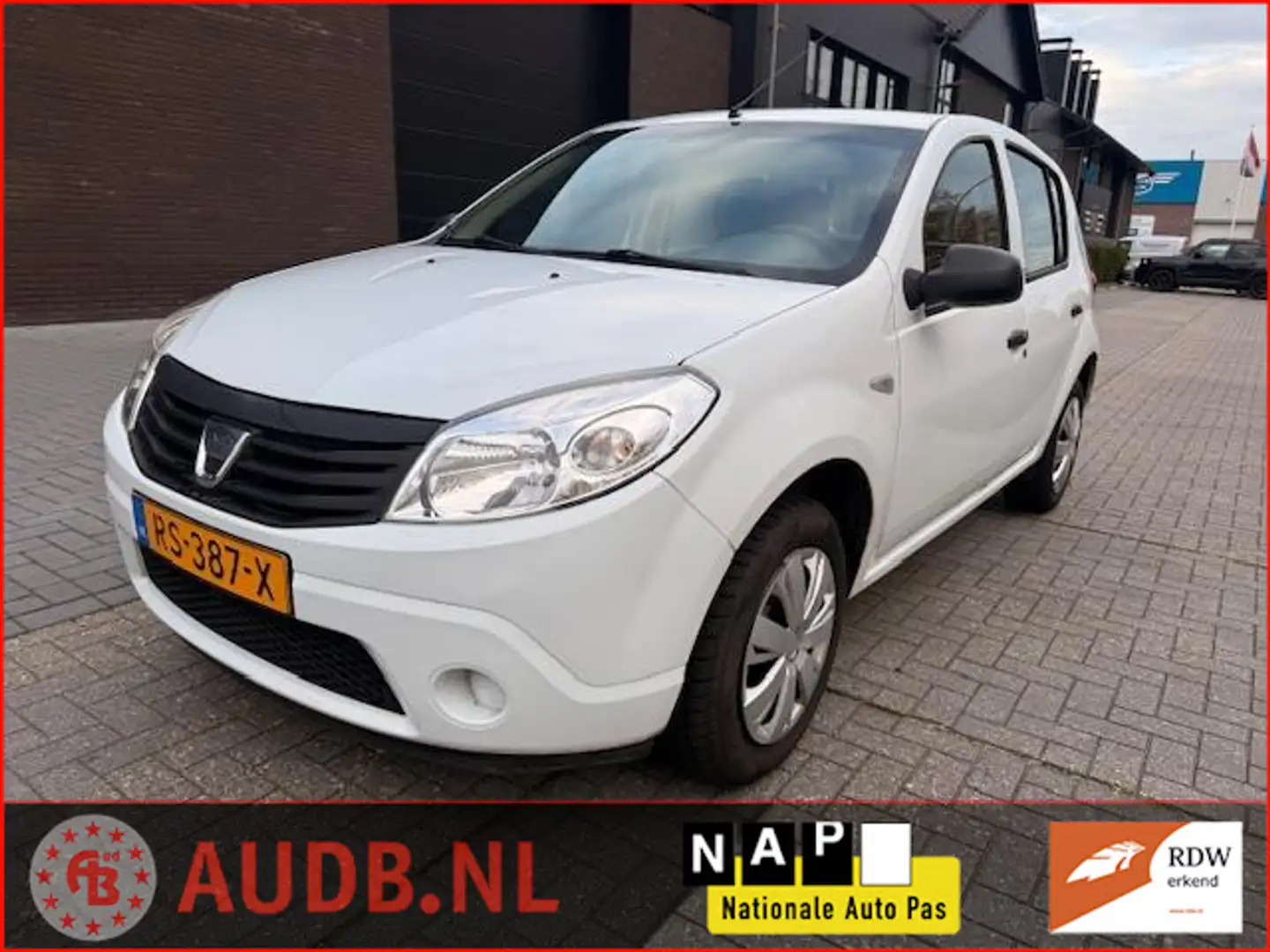 Dacia Sandero 1.2 | APK TOT 31-08-2026| Weiß - 1