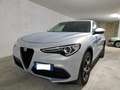 Alfa Romeo Stelvio Gris - thumbnail 1