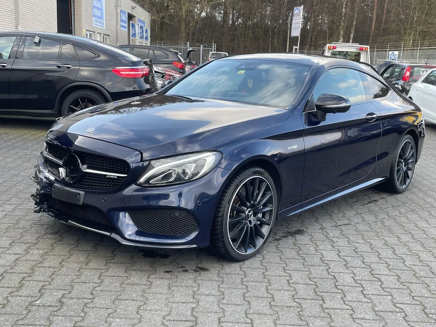 Mercedes-Benz C 43 AMG Coupe 4Matic Night Edition/360°/Ambient Blau - 2