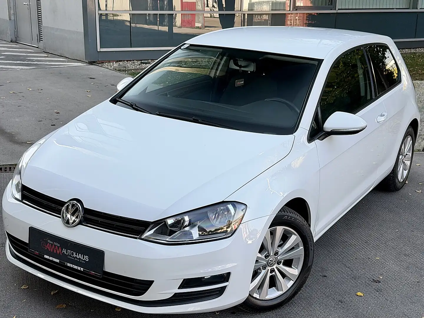Volkswagen Golf 1,2 TSI Comfortline BMT | AHK | Tempomat | Touch Weiß - 1