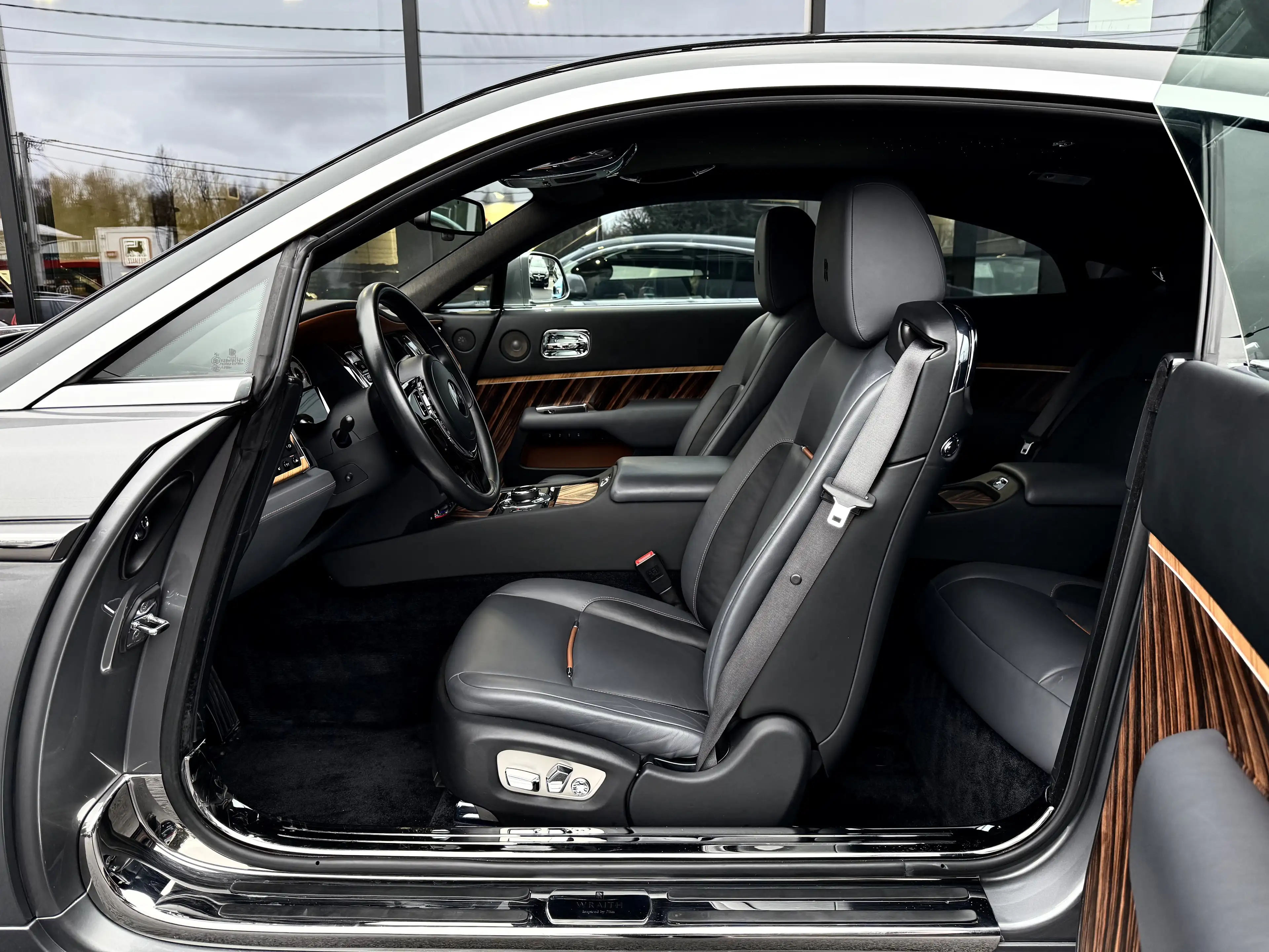 Rolls-Royce Wraith V12 632CV "iNSPiRED BY FILM" DiSTRO NAVi BT JA21"+ — photo 10