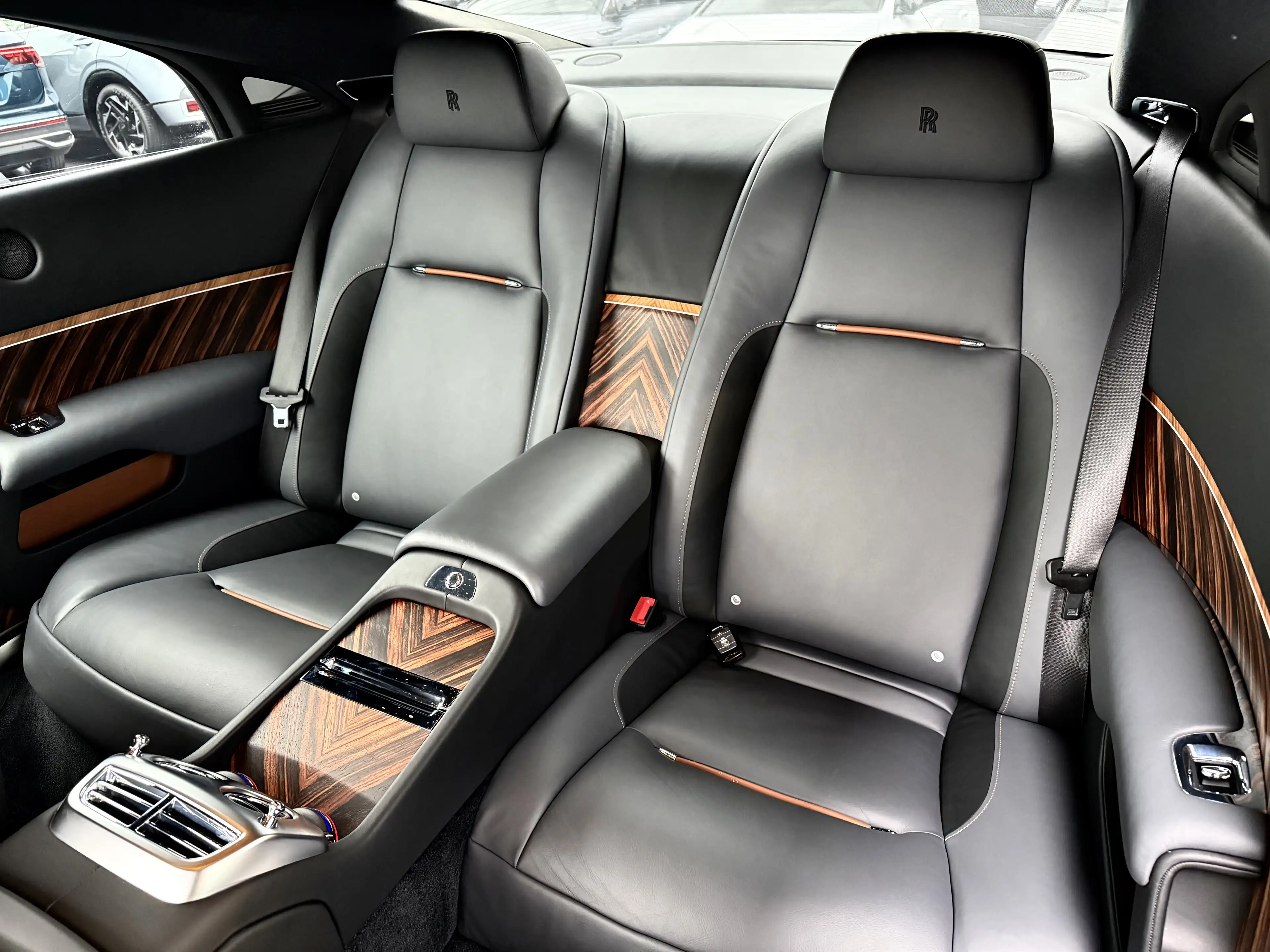 Rolls-Royce Wraith V12 632CV "iNSPiRED BY FILM" DiSTRO NAVi BT JA21"+ — photo 12