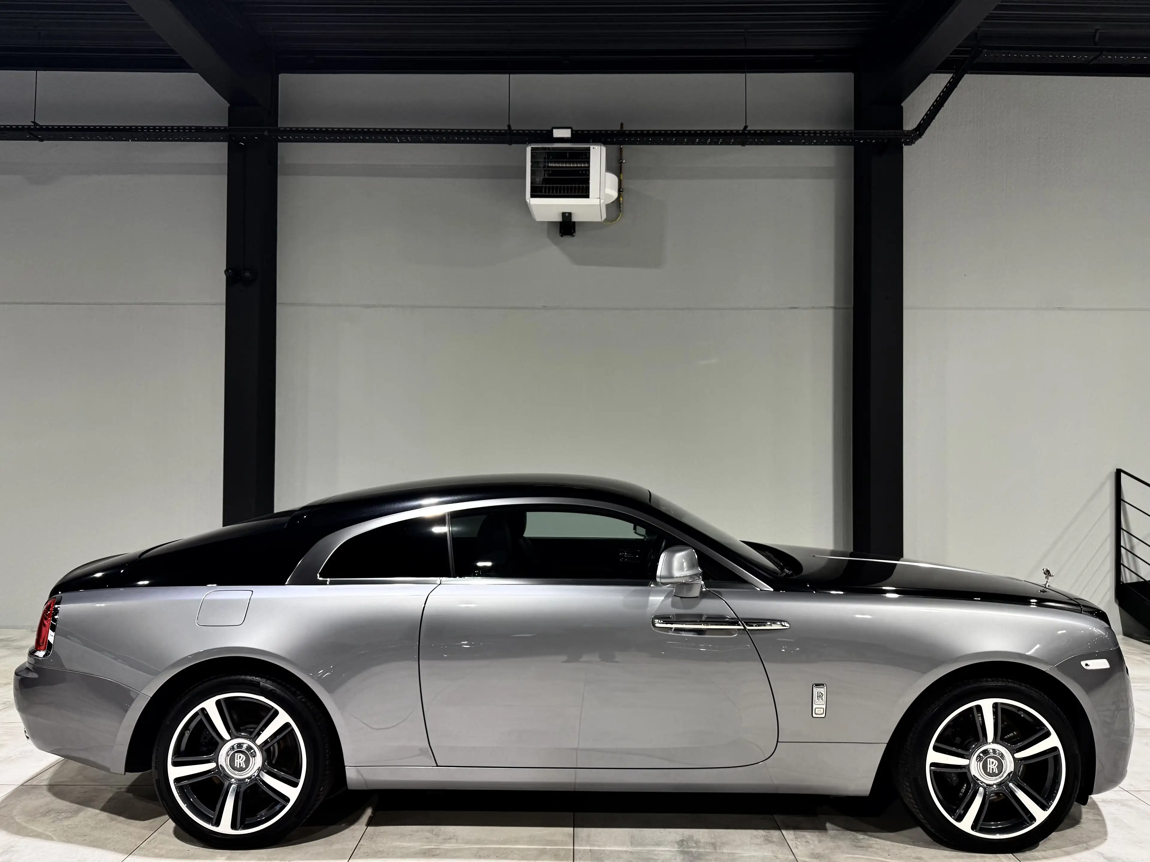 Rolls-Royce Wraith V12 632CV "iNSPiRED BY FILM" DiSTRO NAVi BT JA21"+ — photo 7