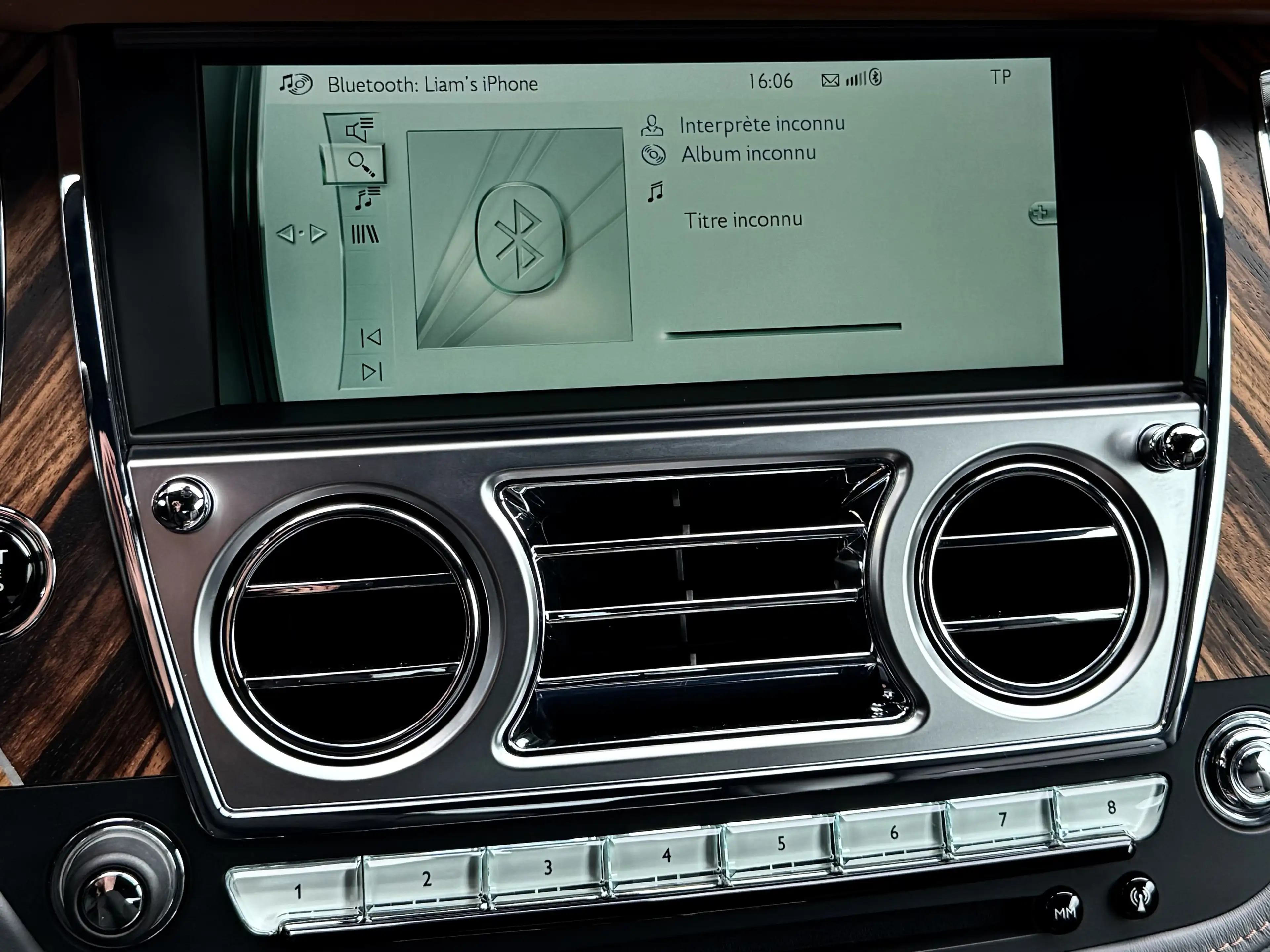 Rolls-Royce Wraith V12 632CV "iNSPiRED BY FILM" DiSTRO NAVi BT JA21"+ — photo 15