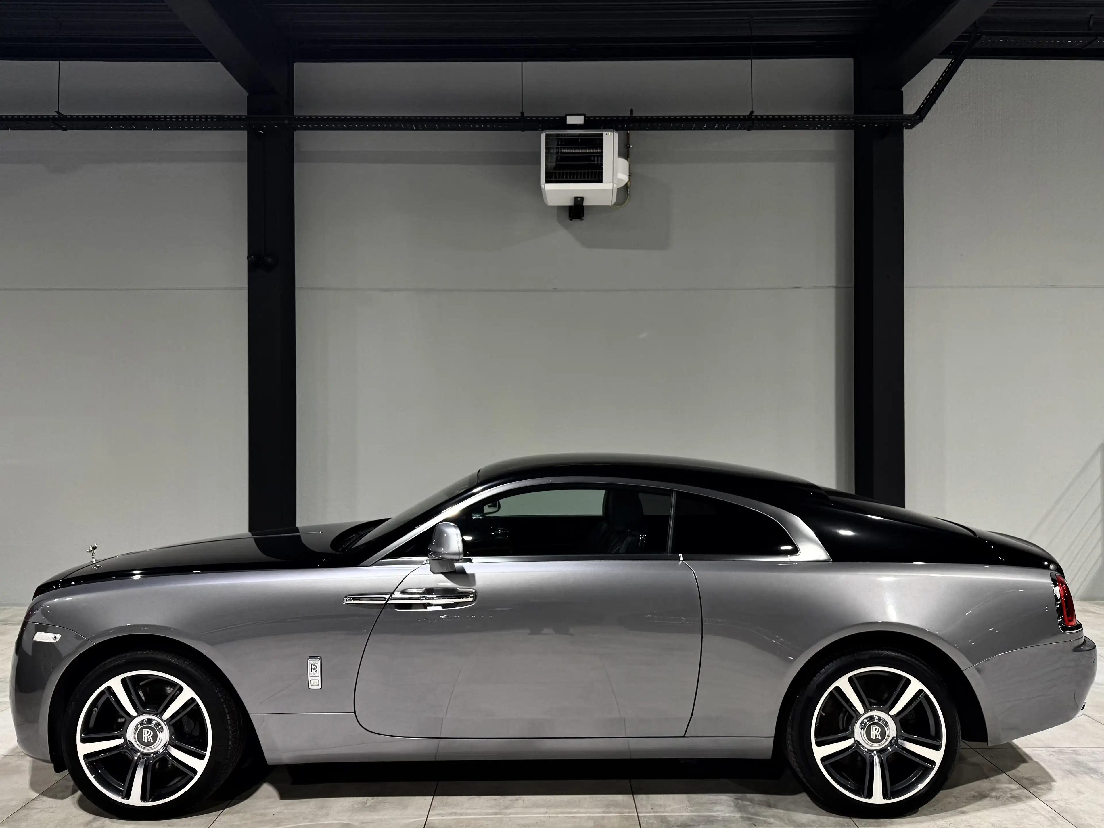 Rolls-Royce Wraith V12 632CV "iNSPiRED BY FILM" DiSTRO NAVi BT JA21"+ — photo 5