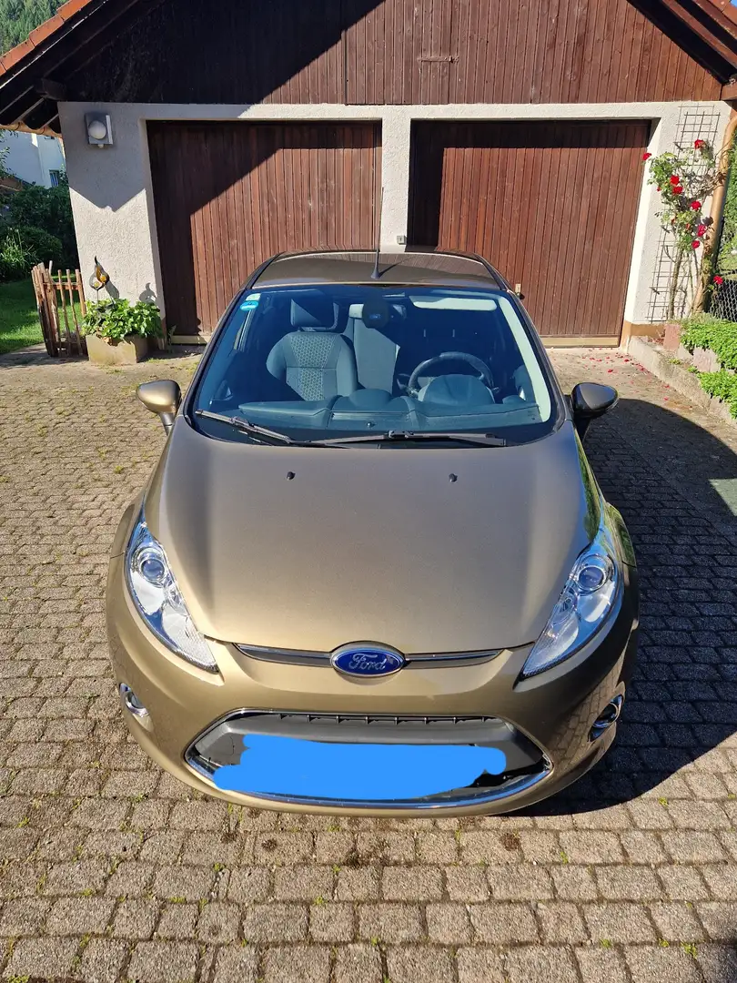 Ford Fiesta 1.25 Titanium Brun - 2