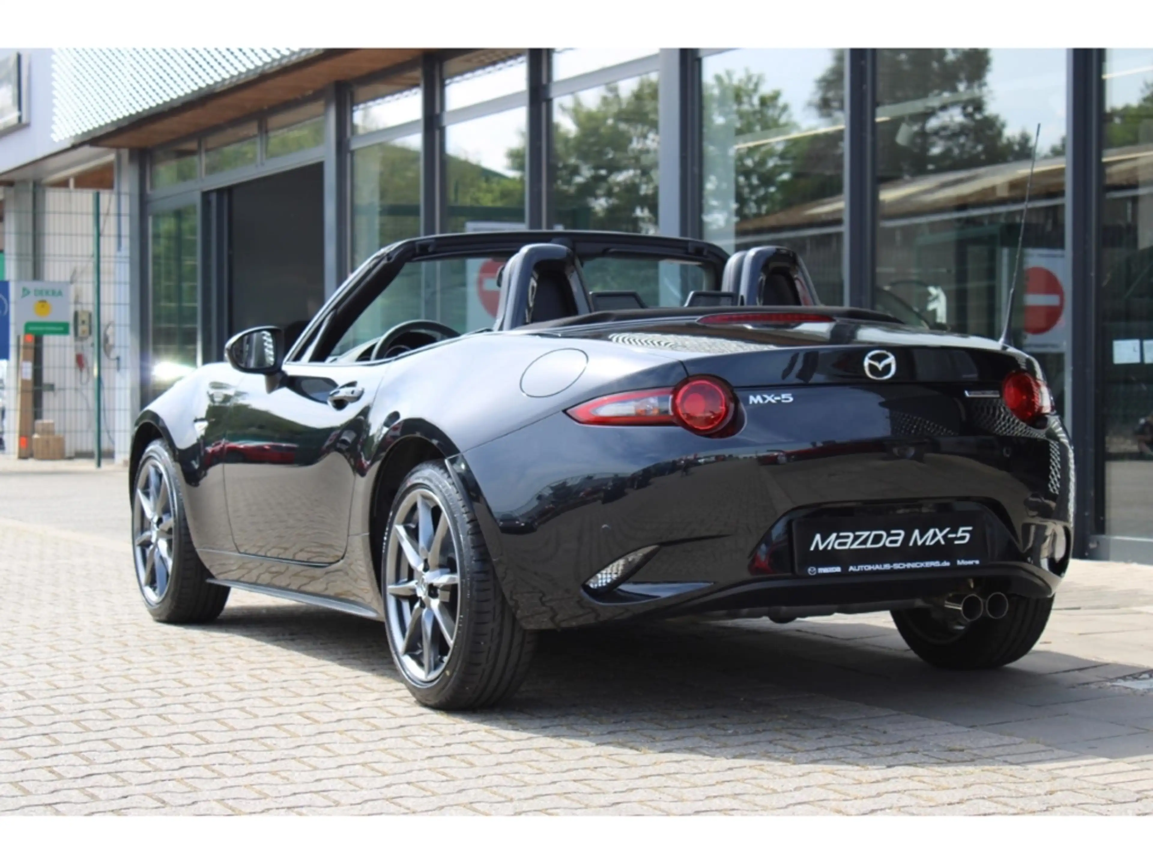 Mazda MX-5 SKYACTIV-G Exclusive+LEDER+GJ-RÄDER !! — photo 3