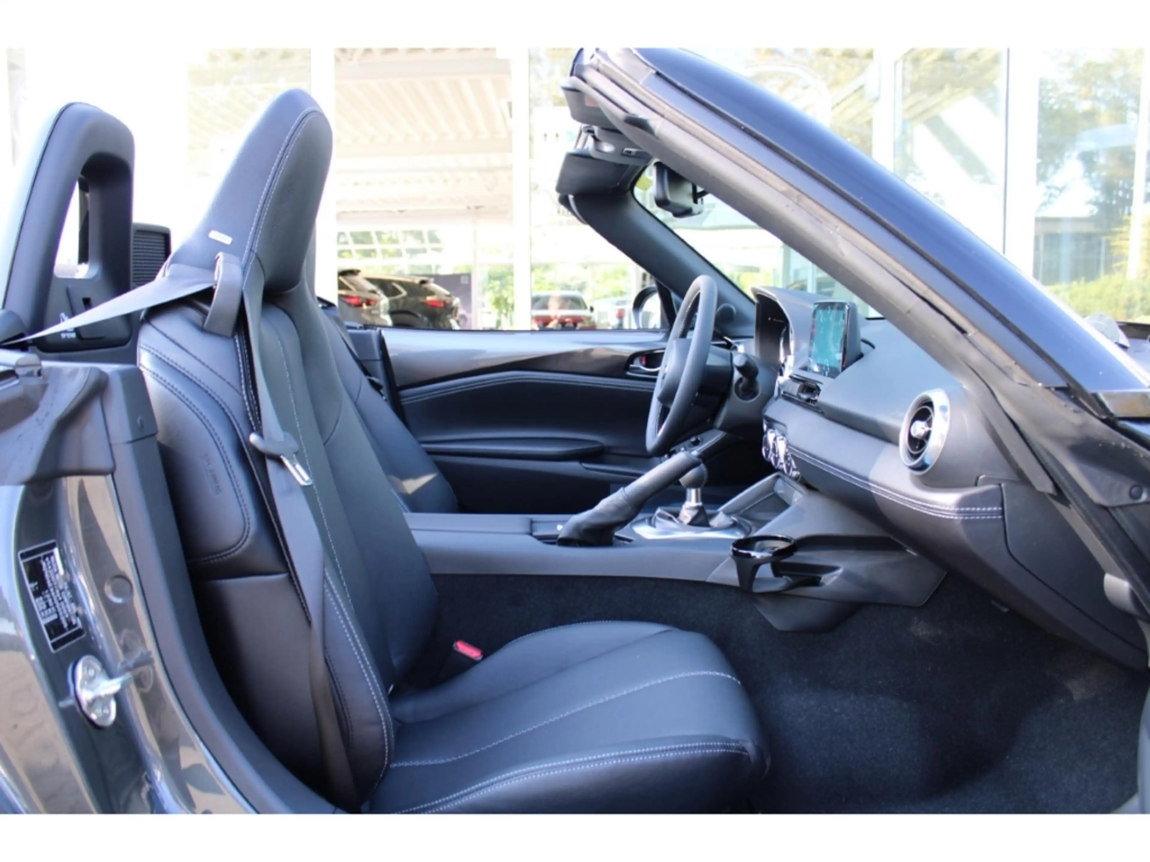 Mazda MX-5 SKYACTIV-G Exclusive+LEDER+GJ-RÄDER !! — photo 10