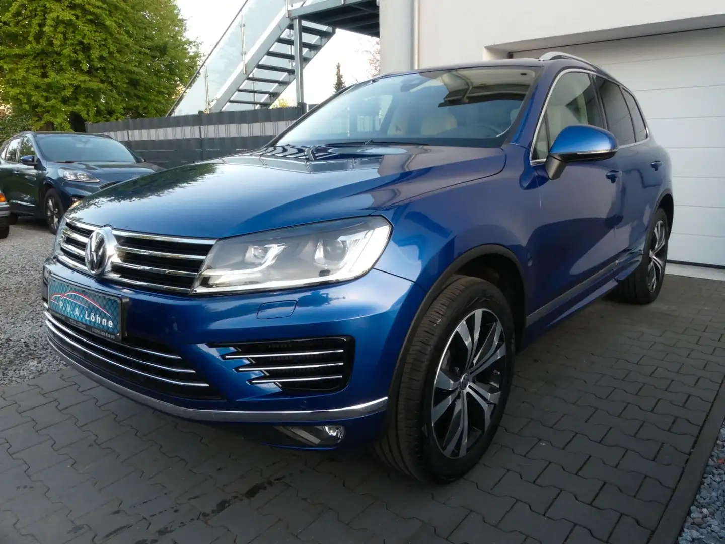 Volkswagen Touareg V6 TDI 4M R-Line | Panorama | CAM | AHK Blu/Azzurro - 2