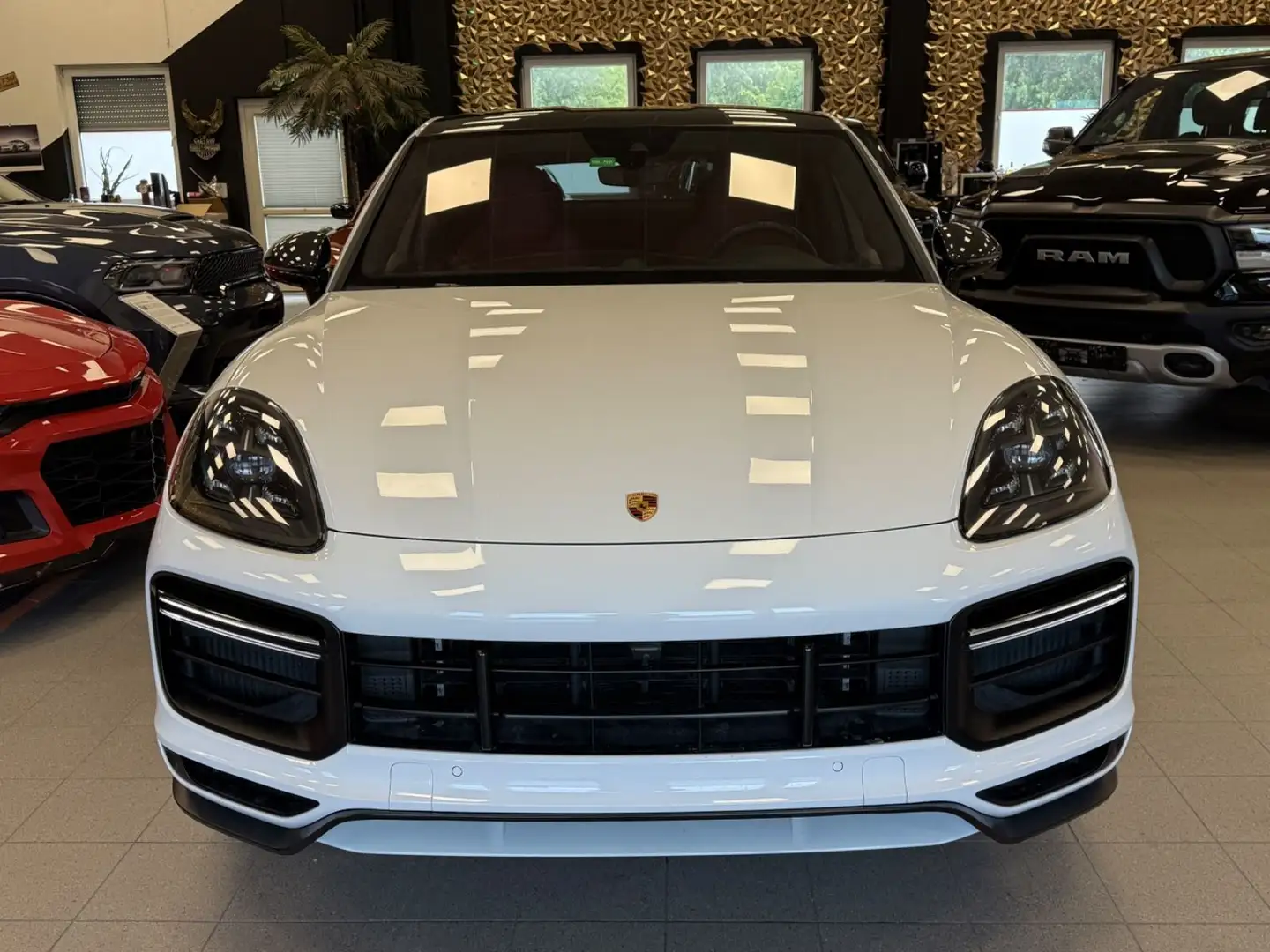 Porsche Cayenne Coupe Turbo GT/Carbon/360°/Matrix/PCM 4 Weiß - 2