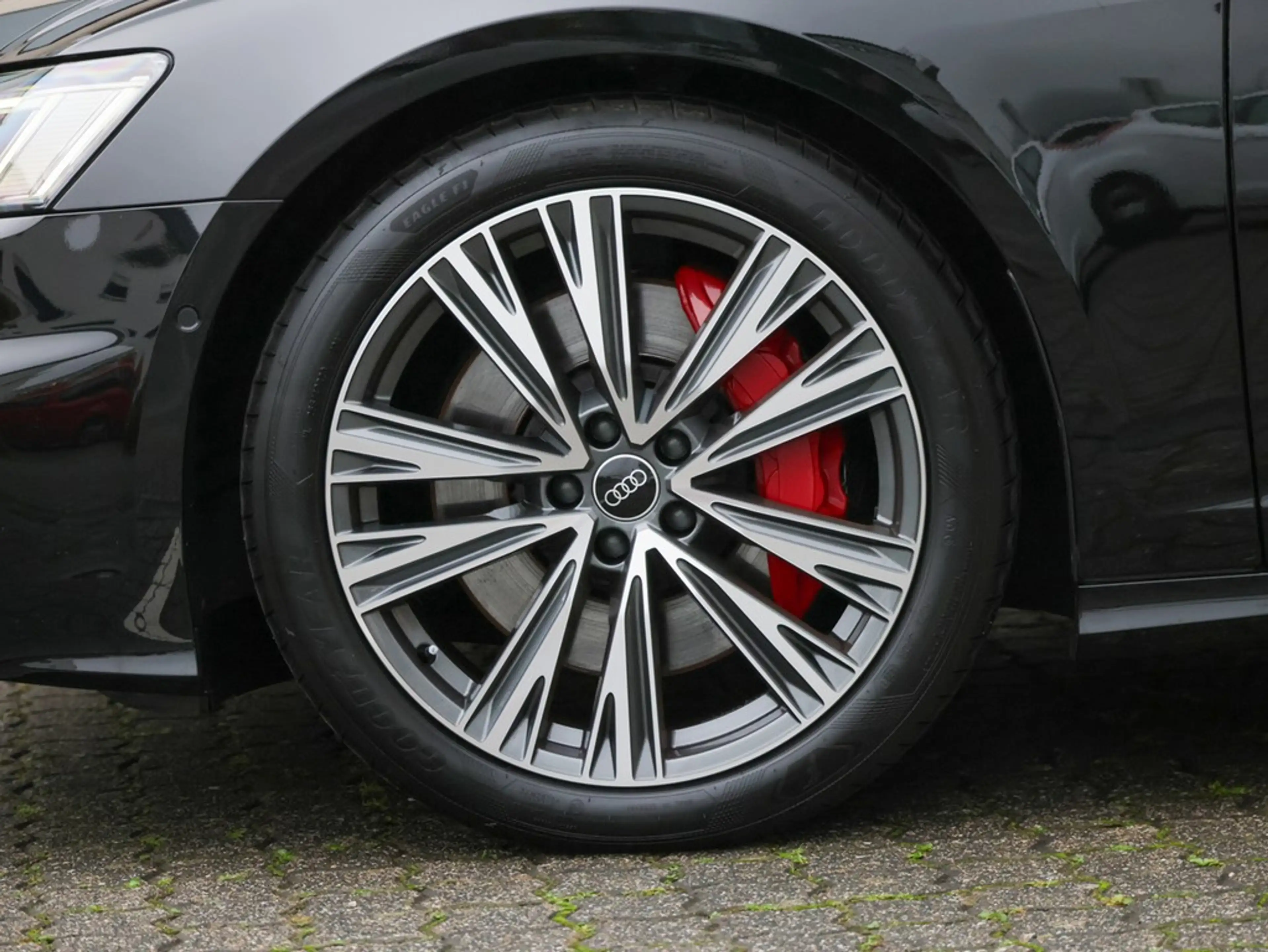 Audi A6 Avant 55 TFSI e S line quattro S tronic — photo 5