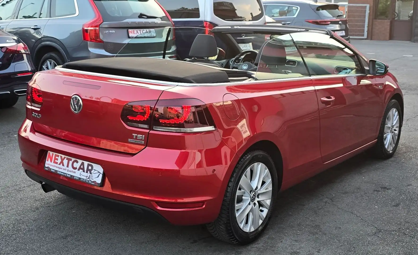 Volkswagen Golf VI Cabriolet 1.2 TSI BMT Life|Navi|AHK Rot - 2
