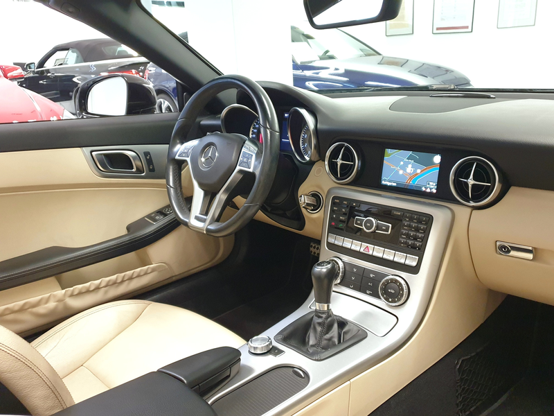 Mercedes-Benz SLK 200 SLK 200 LEDER NAVI AIRSCARF TEMPOMAT SHZ PDC — photo 11