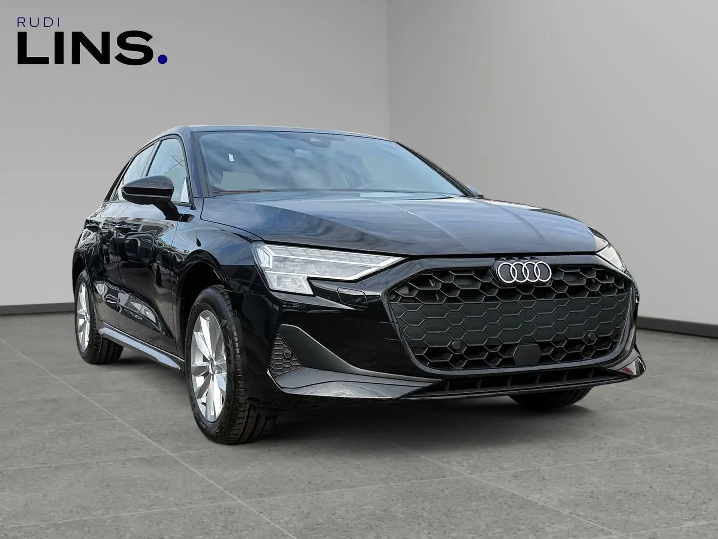 Audi A3 30 TFSI Nero - 2