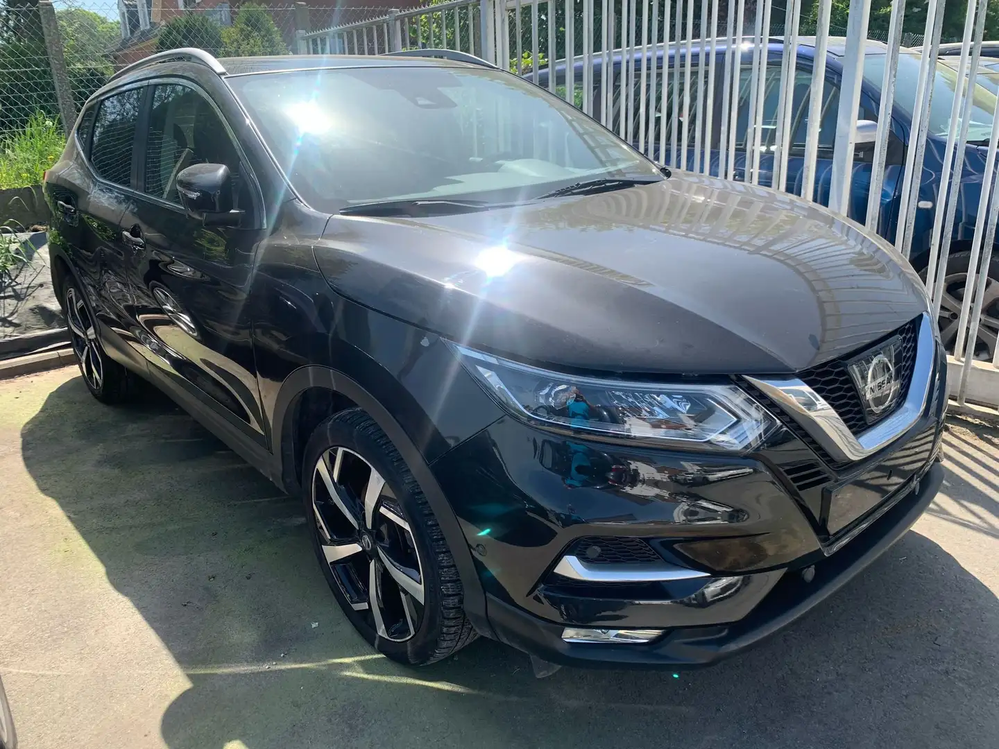 Nissan Qashqai 1.2**probleme de boite a vitesse Schwarz - 1