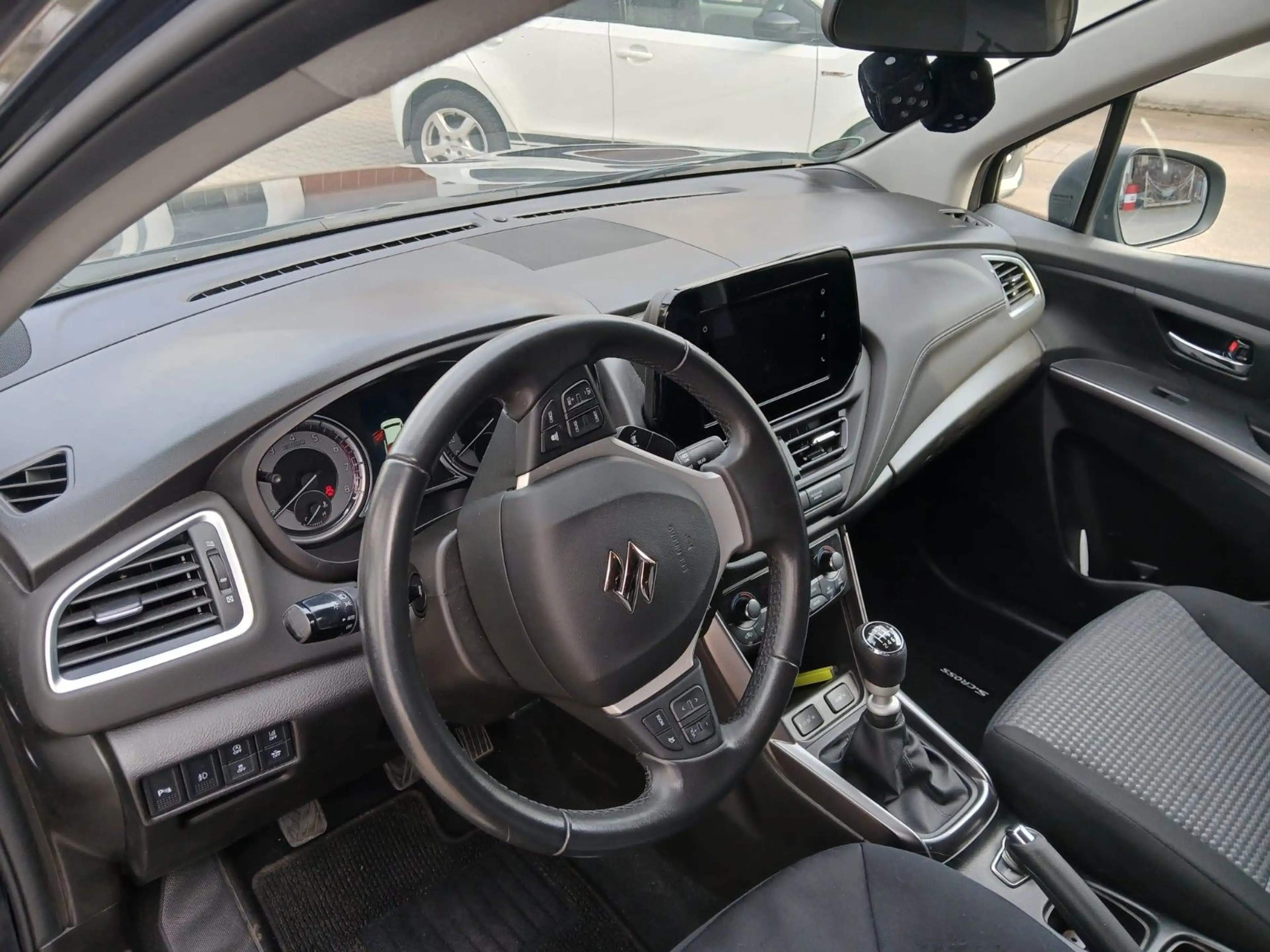 Suzuki SX4 — photo 3