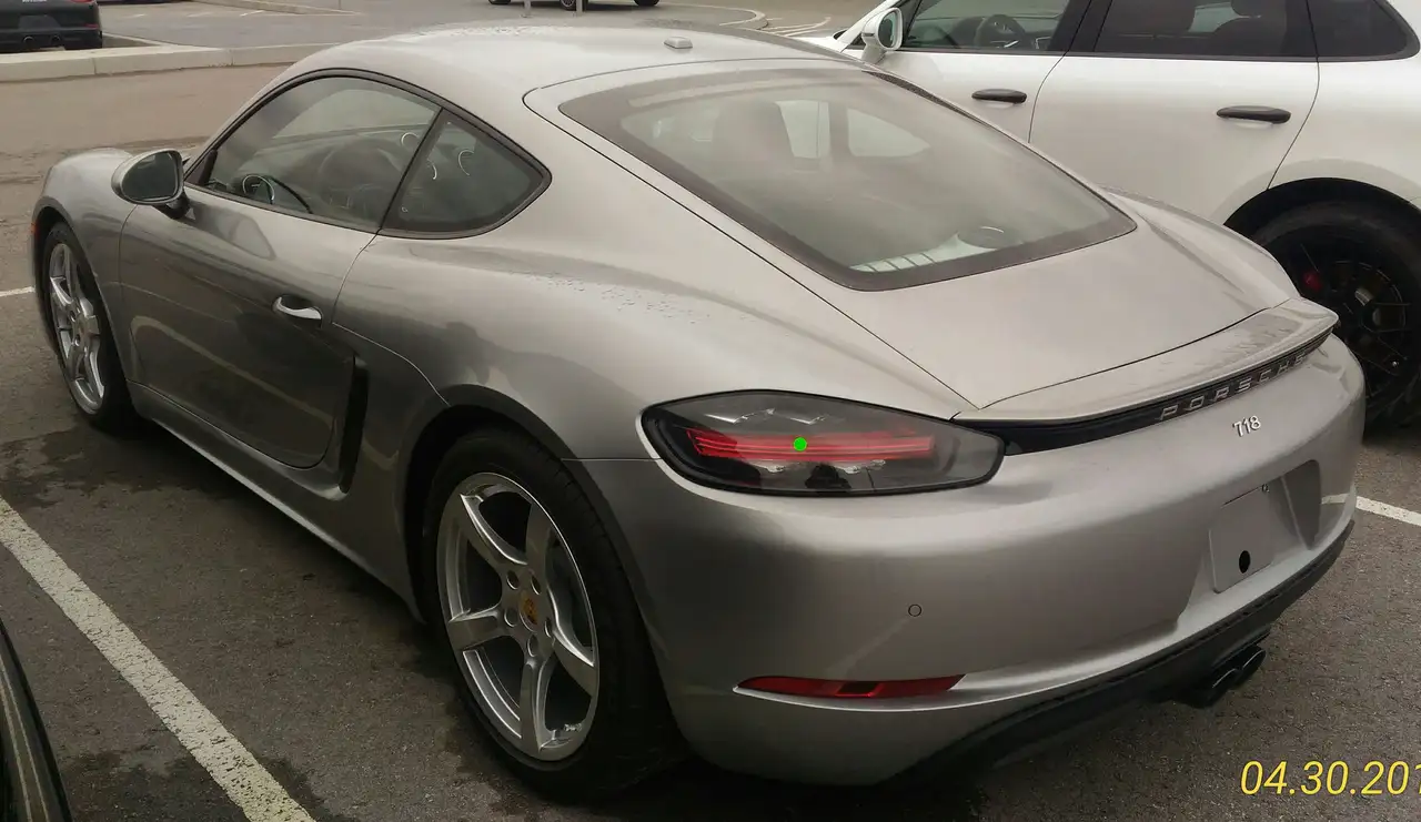 Porsche 718 Cayman снимка Porsche 718 Cayman