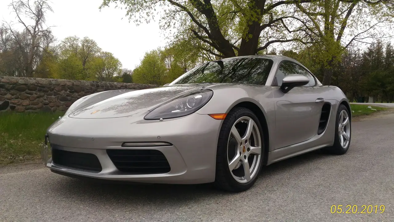 Porsche 718 Cayman снимка Porsche 718 Cayman
