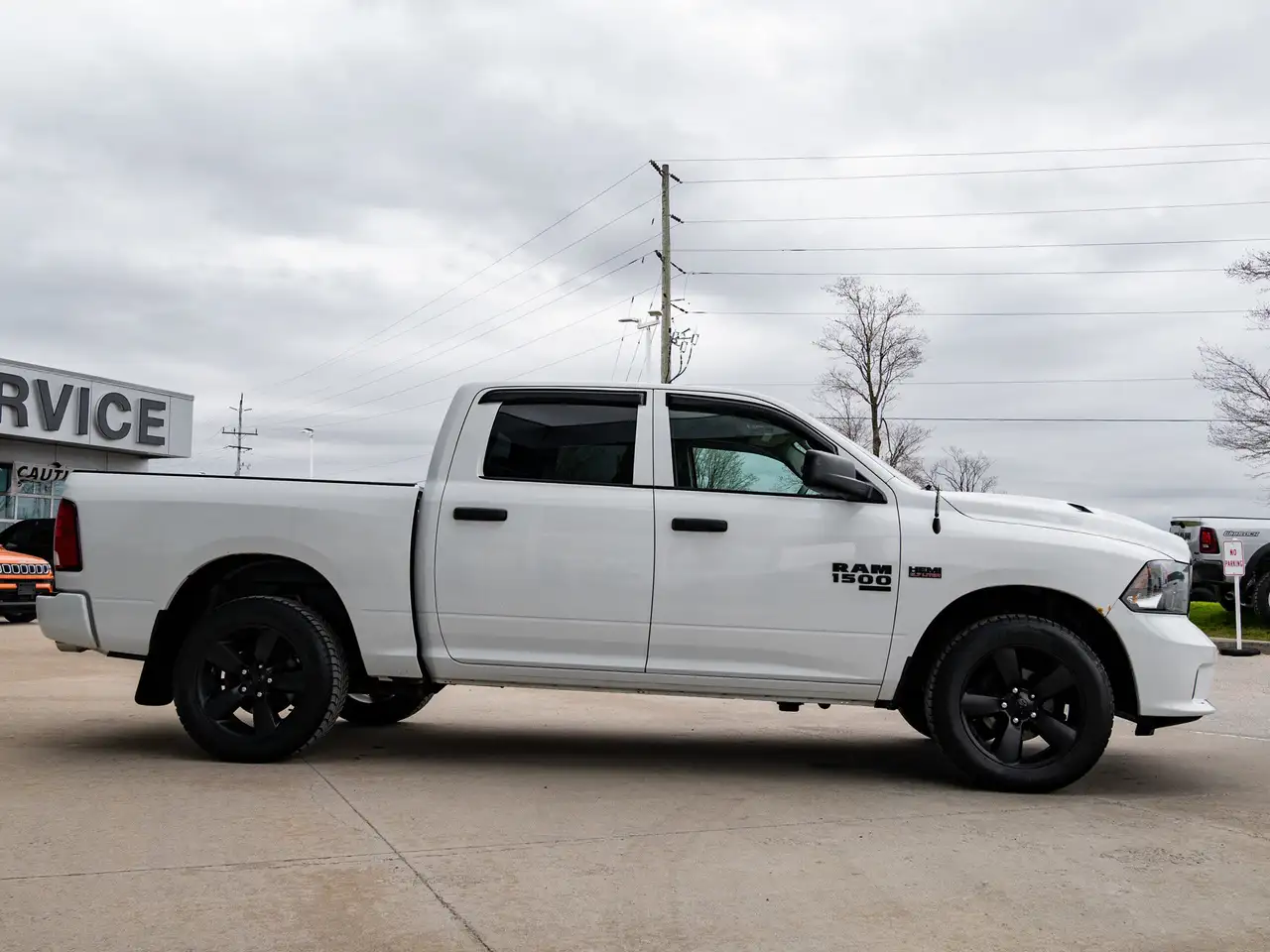 RAM 1500 снимка RAM 1500