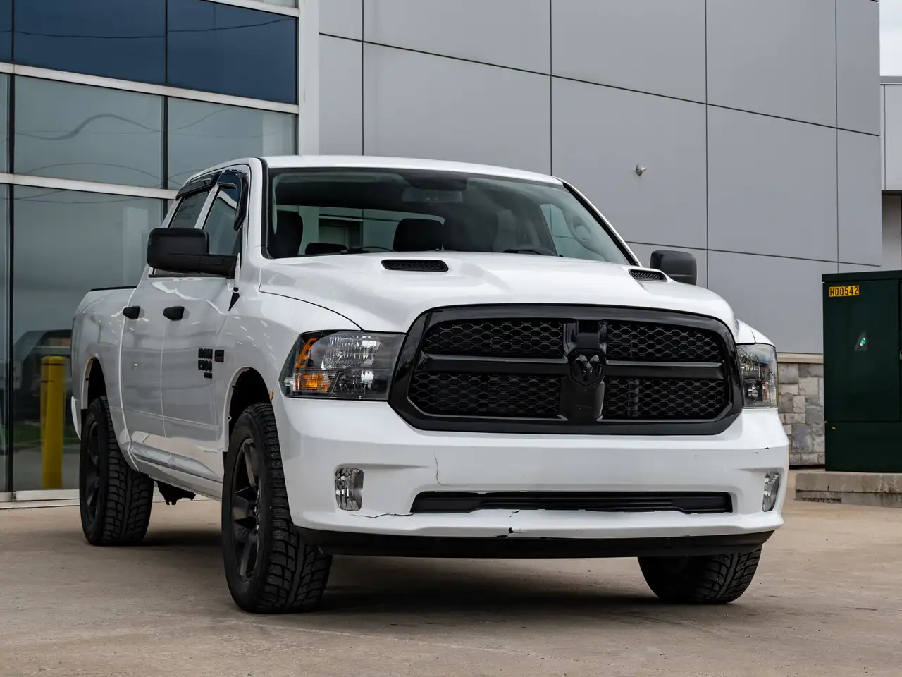 RAM 1500 снимка RAM 1500