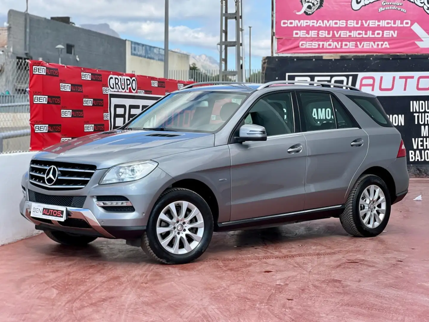 Mercedes-Benz ML 250 250BlueTec 4M 7G Plus Grau - 1