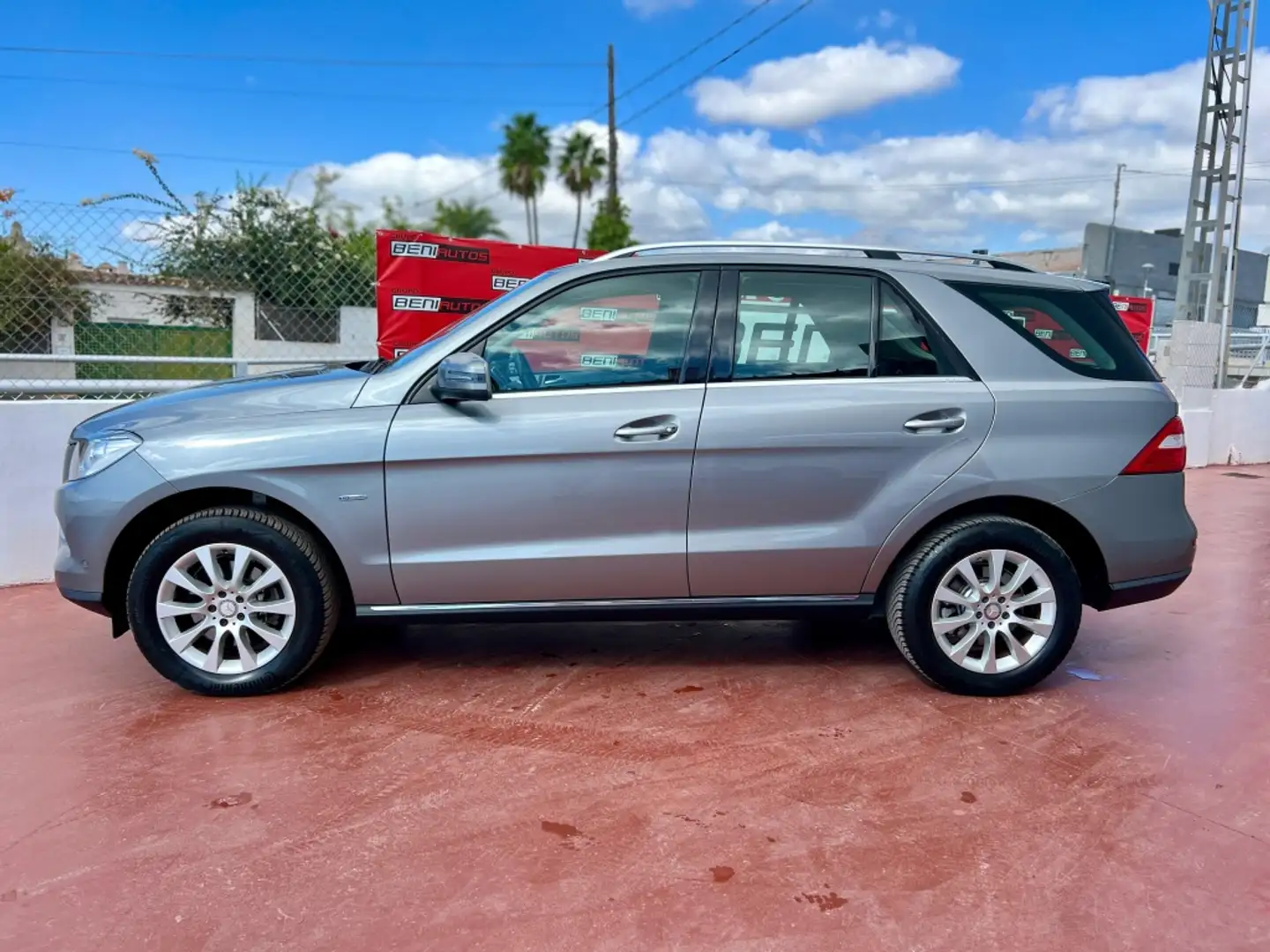 Mercedes-Benz ML 250 250BlueTec 4M 7G Plus Grau - 2
