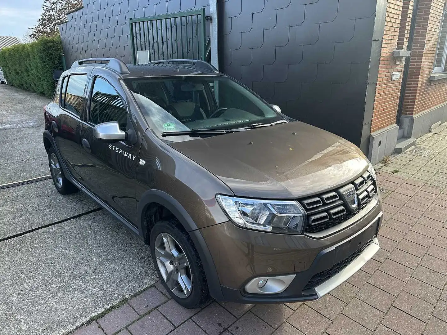Dacia Sandero STEPWAY 0.9 TCE MET 125DKM HANDELAARS & EXPORT Marrone - 2