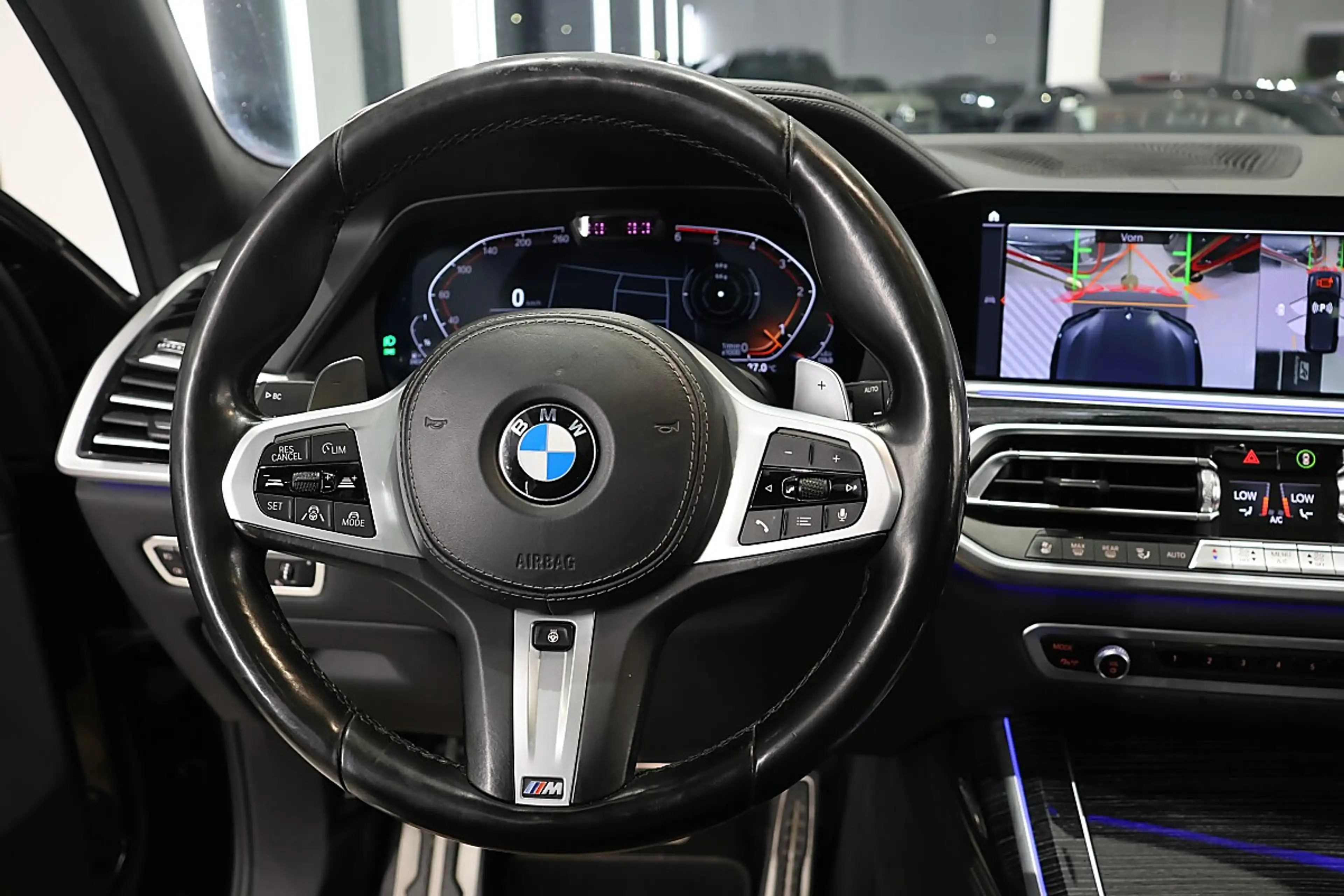 BMW X7 xDrive40d M Sport – Black Sapphire Metallic | S... — photo 14