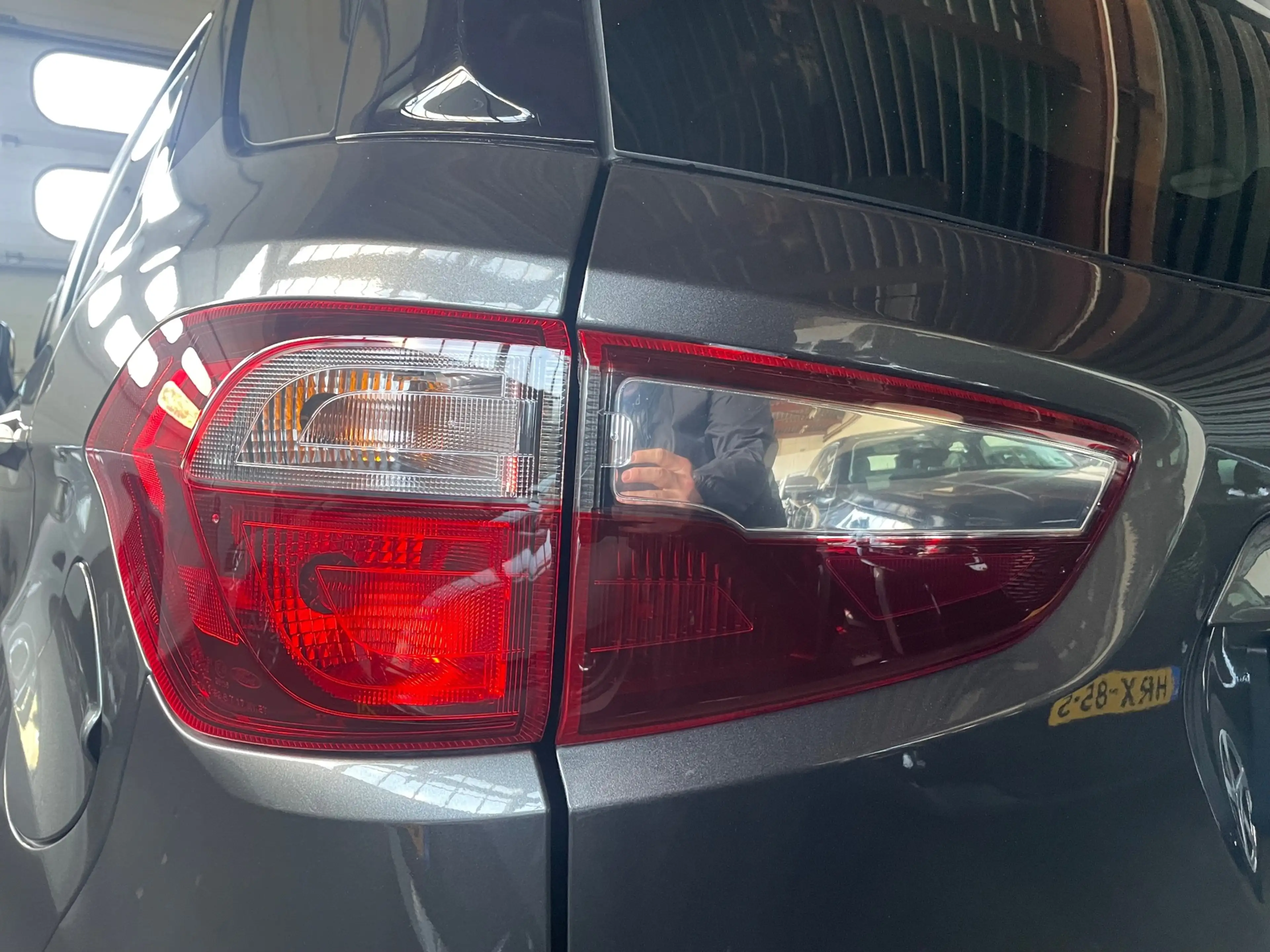 Ford EcoSport 1.0 ST-Line PANO WINTERPACK CARPLAY CLIMA CAMERA — photo 33