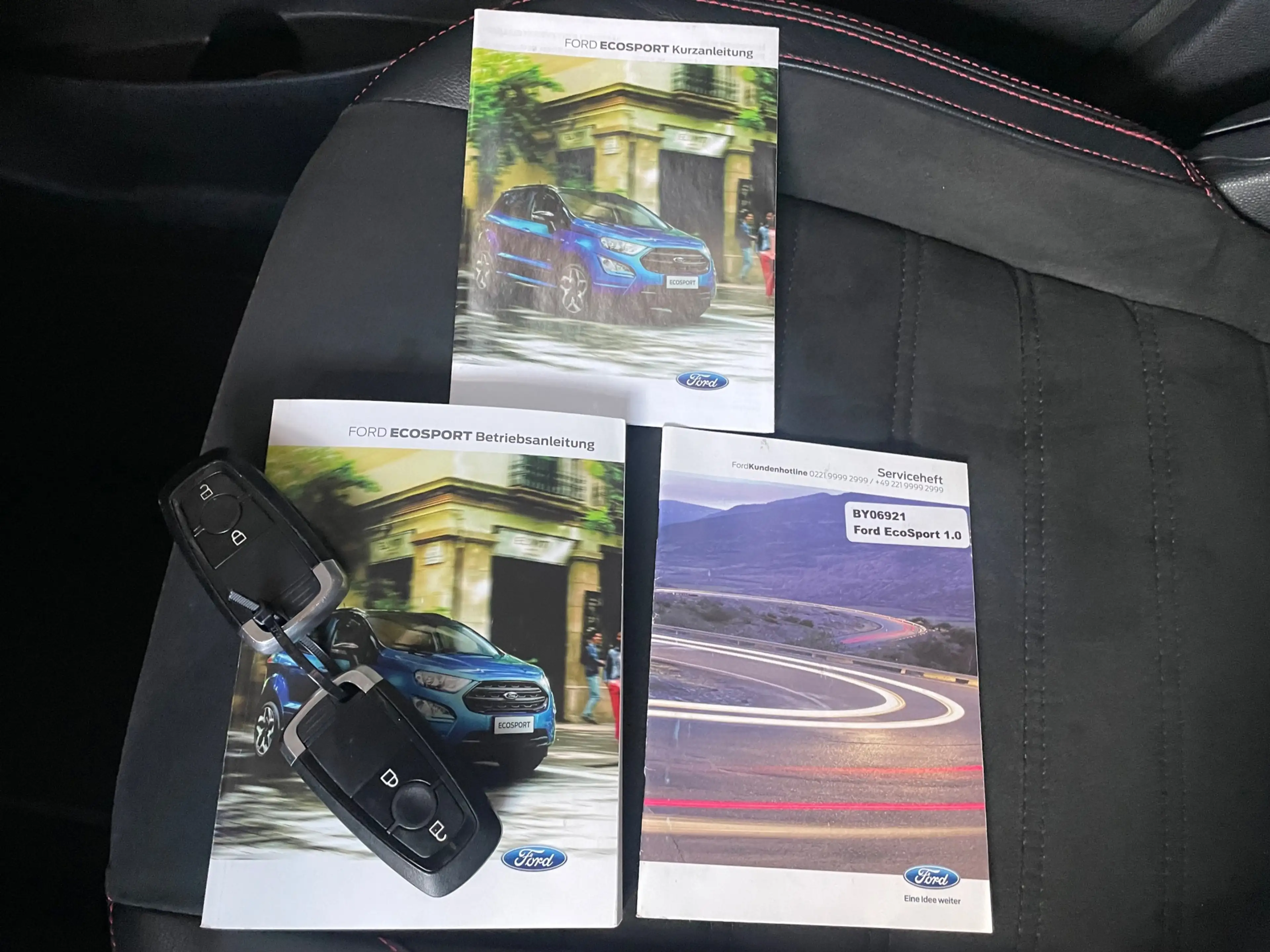 Ford EcoSport 1.0 ST-Line PANO WINTERPACK CARPLAY CLIMA CAMERA — photo 27