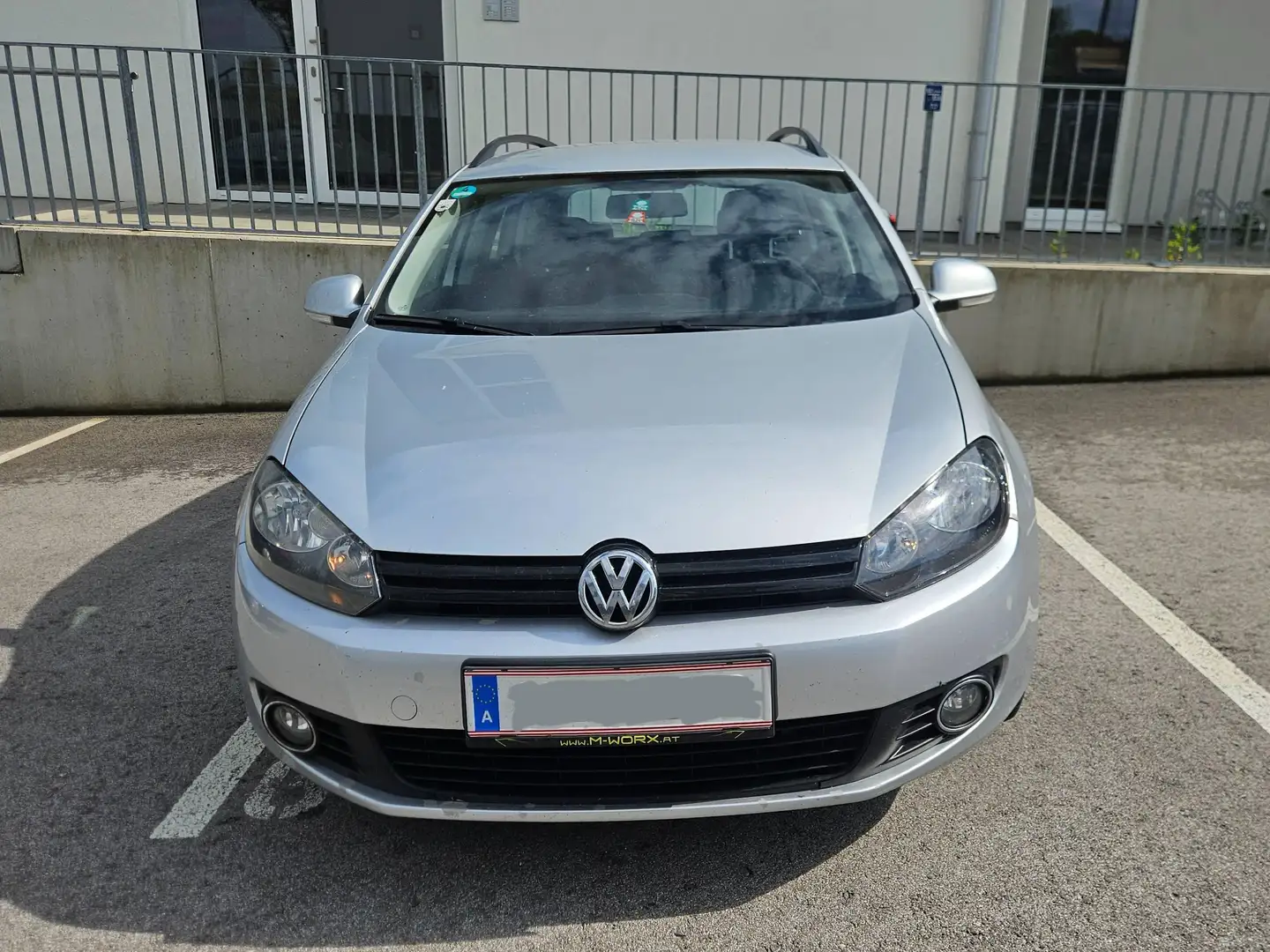 Volkswagen Golf Variant Golf Variant Highline 1,6 TDI DPF Highline Silber - 1