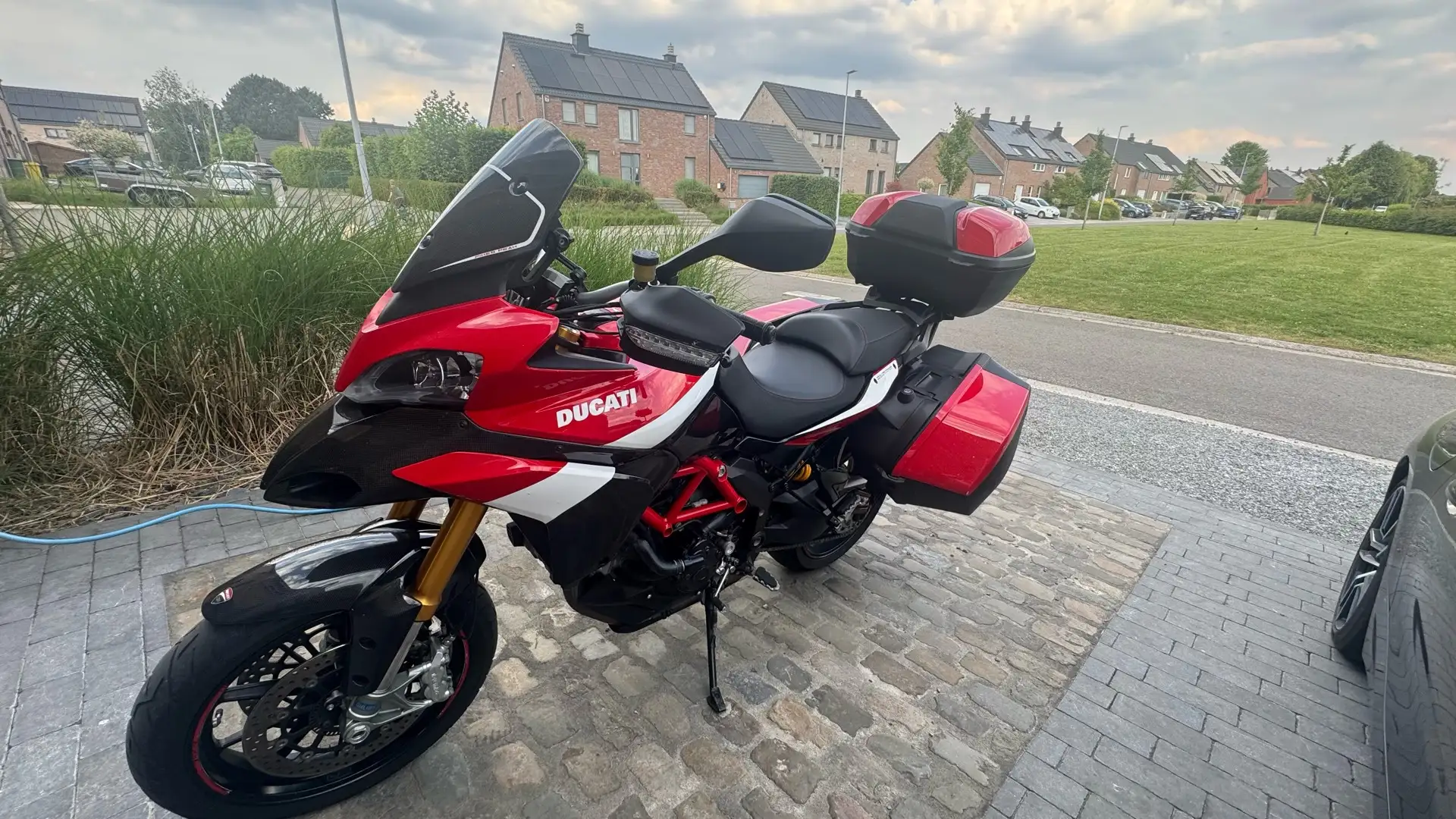 Ducati Multistrada 1200 serie Pikes peak original Rouge - 1