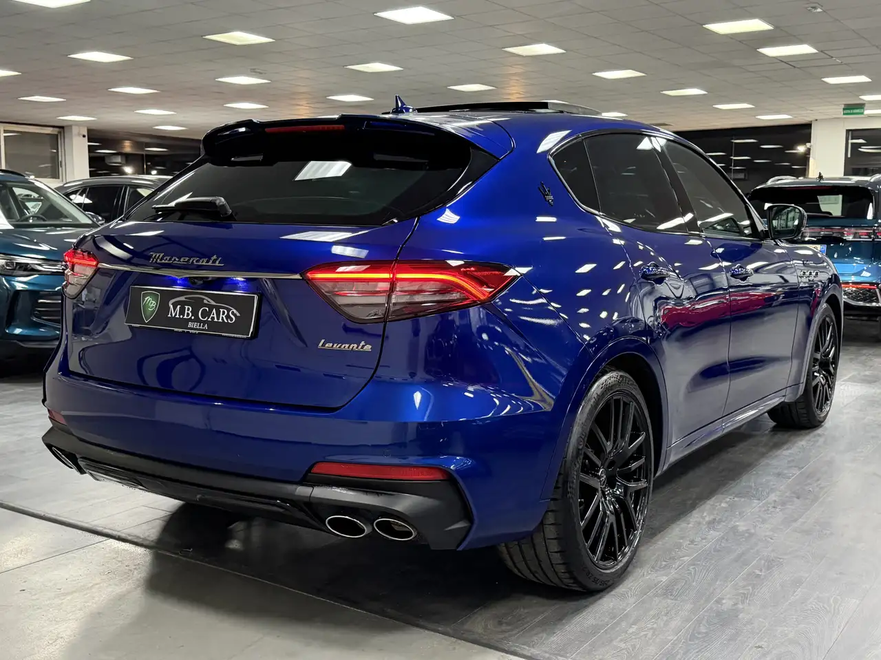 Maserati Levante 2025 — фото 6