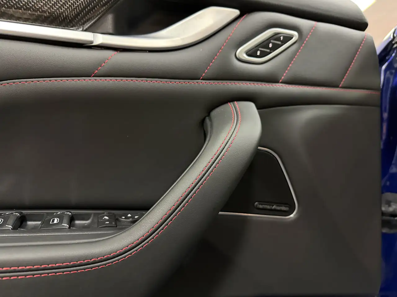 Maserati Levante 2025 — фото 15