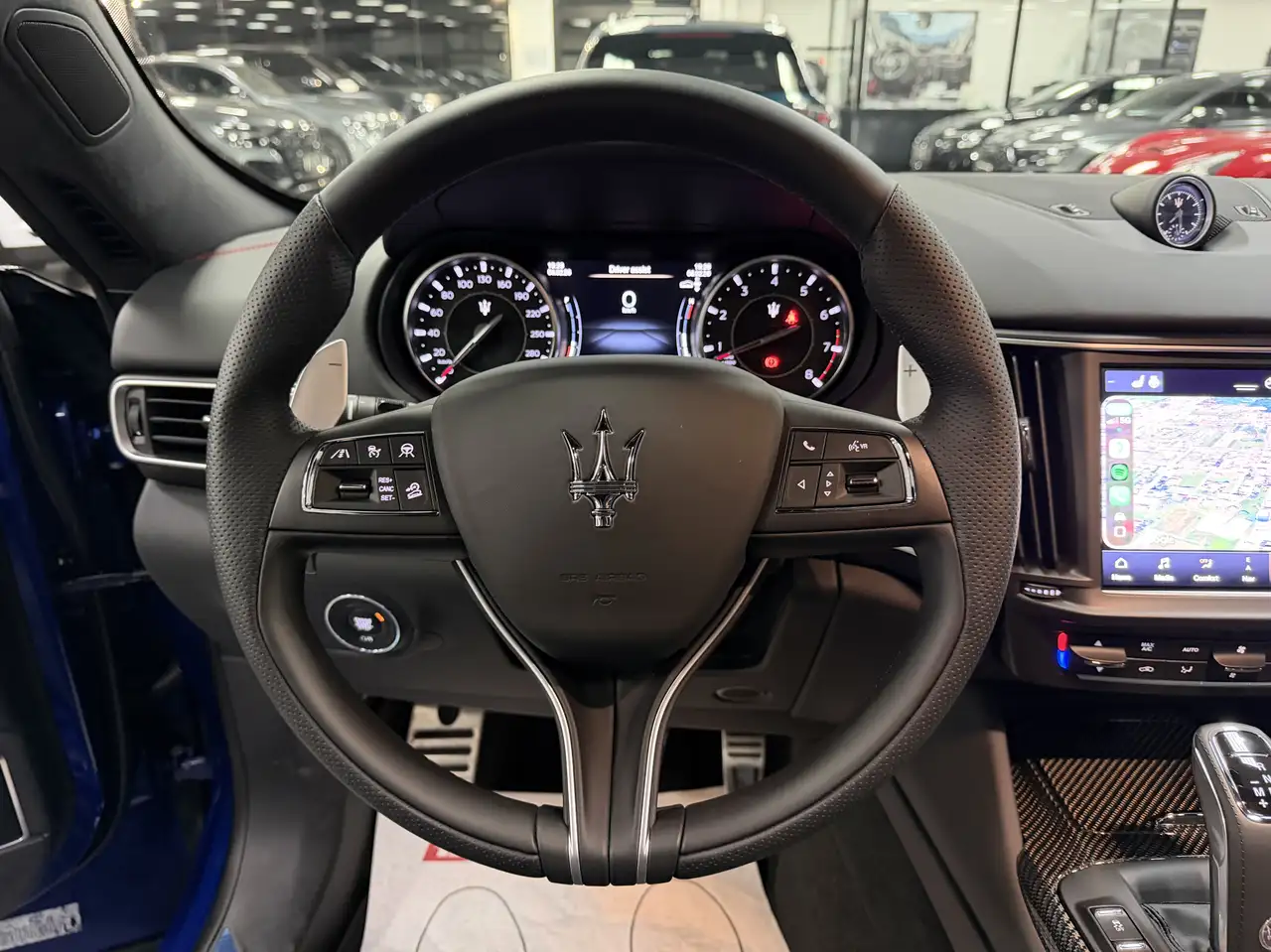 Maserati Levante 2025 — фото 12