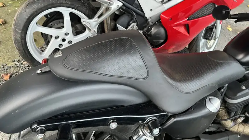 Harley-Davidson Iron 883 - foto 3