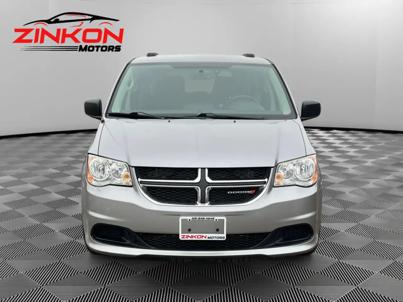 Dodge Grand Caravan снимка Dodge Grand Caravan