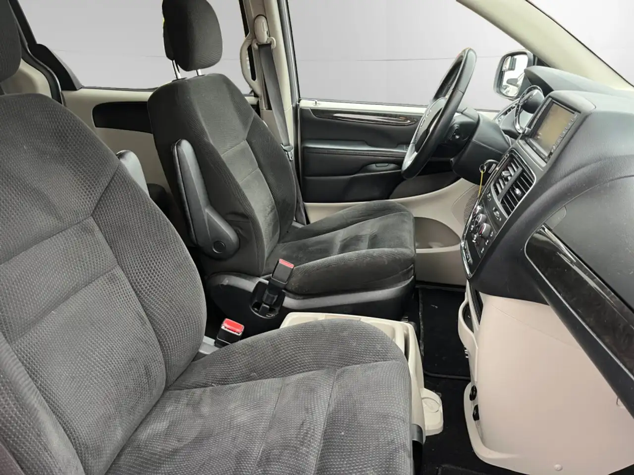 Dodge Grand Caravan снимка Dodge Grand Caravan