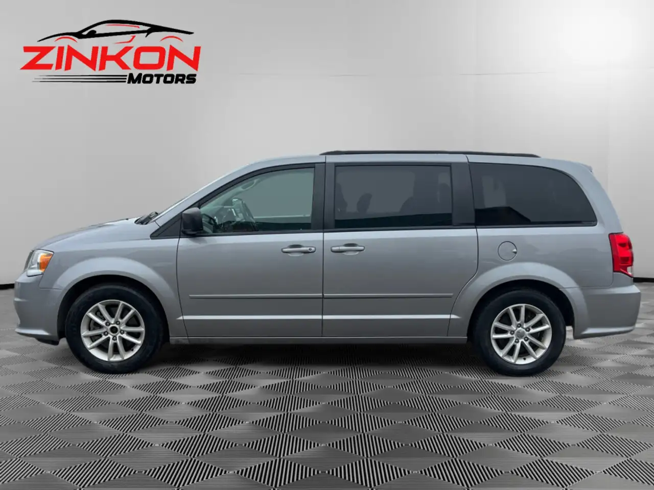 Dodge Grand Caravan снимка Dodge Grand Caravan