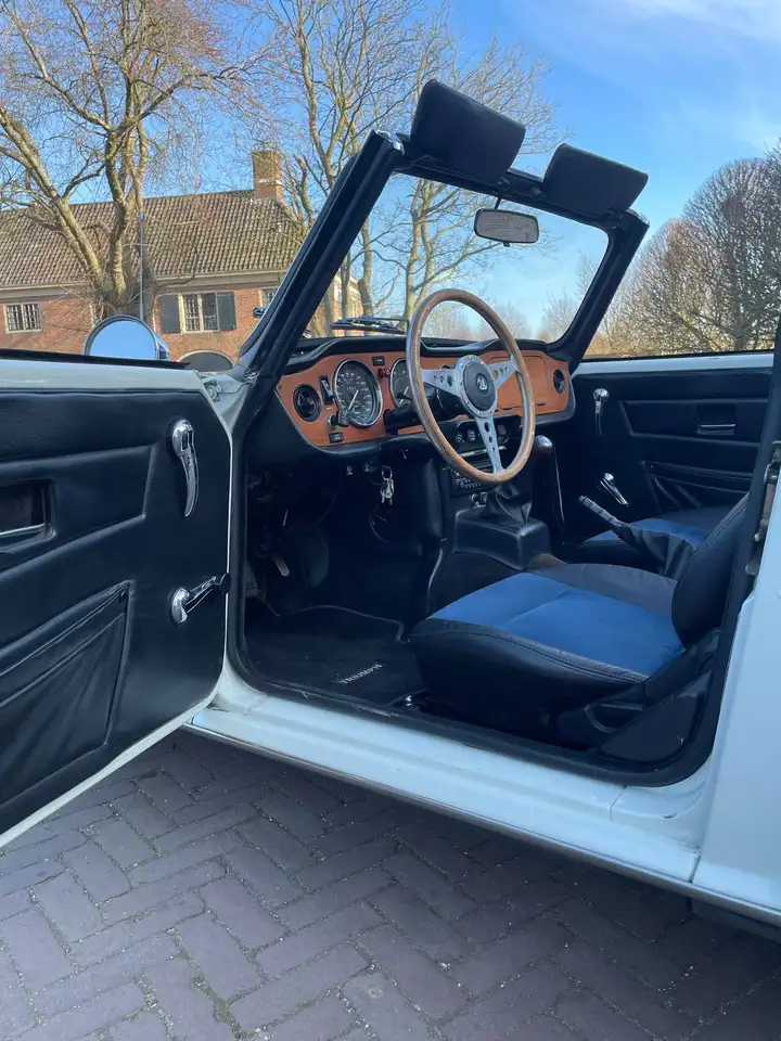 Triumph TR6 Soft Top, foto 10