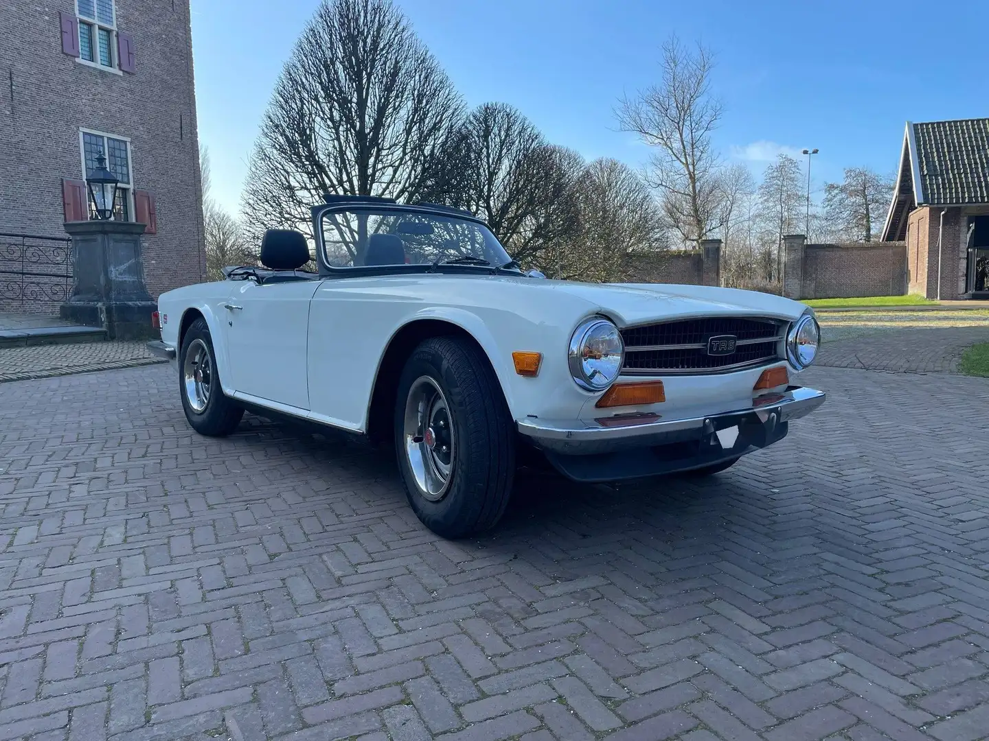 Triumph TR6 Soft Top Weiß - 1