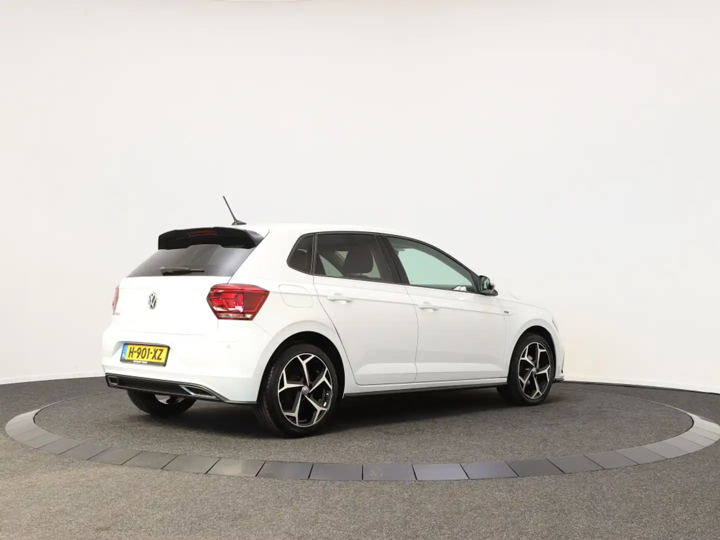 Volkswagen Polo 1.0 TSI Highline Business R | Panoramadak | Parkee Wit - 2