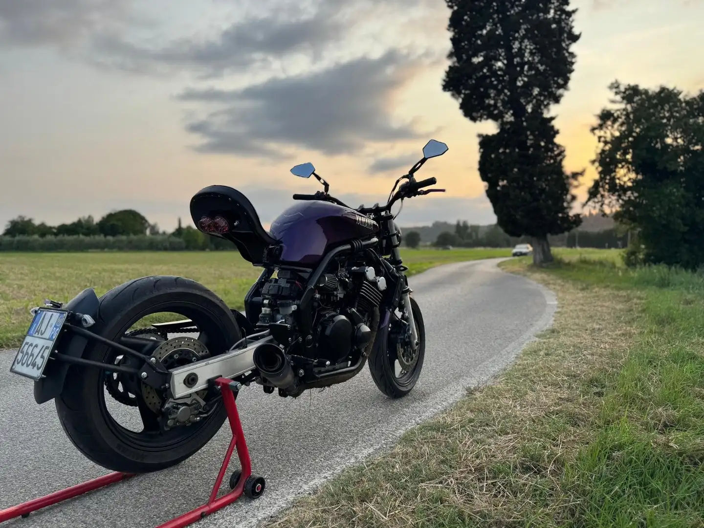 Yamaha FZR 600 StreetFire su base Fazer 600 Lilla - 2