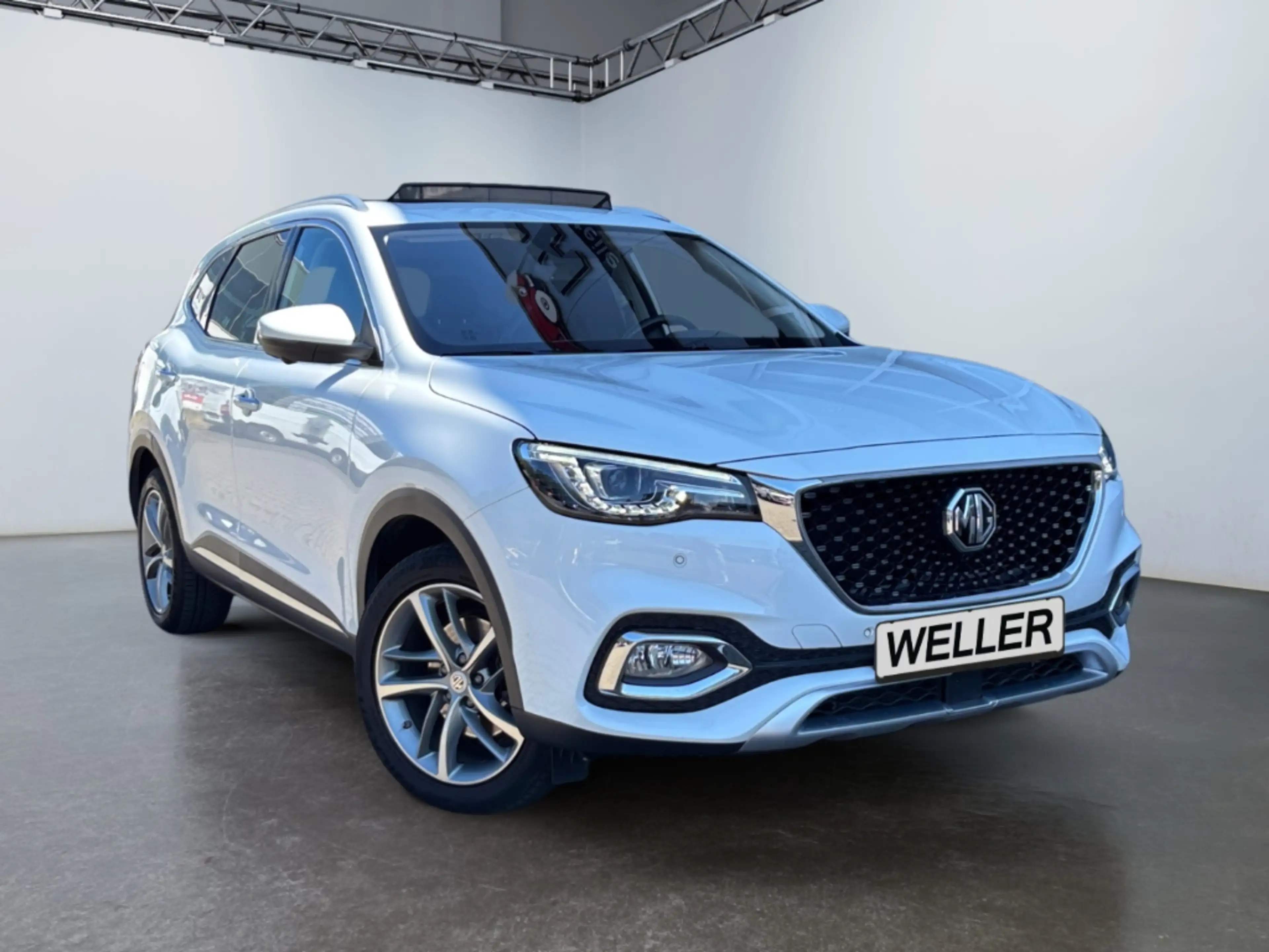 MG EHS Luxury *LED*Pano*360°*Leder*SHZ*CarPlay* — photo 3