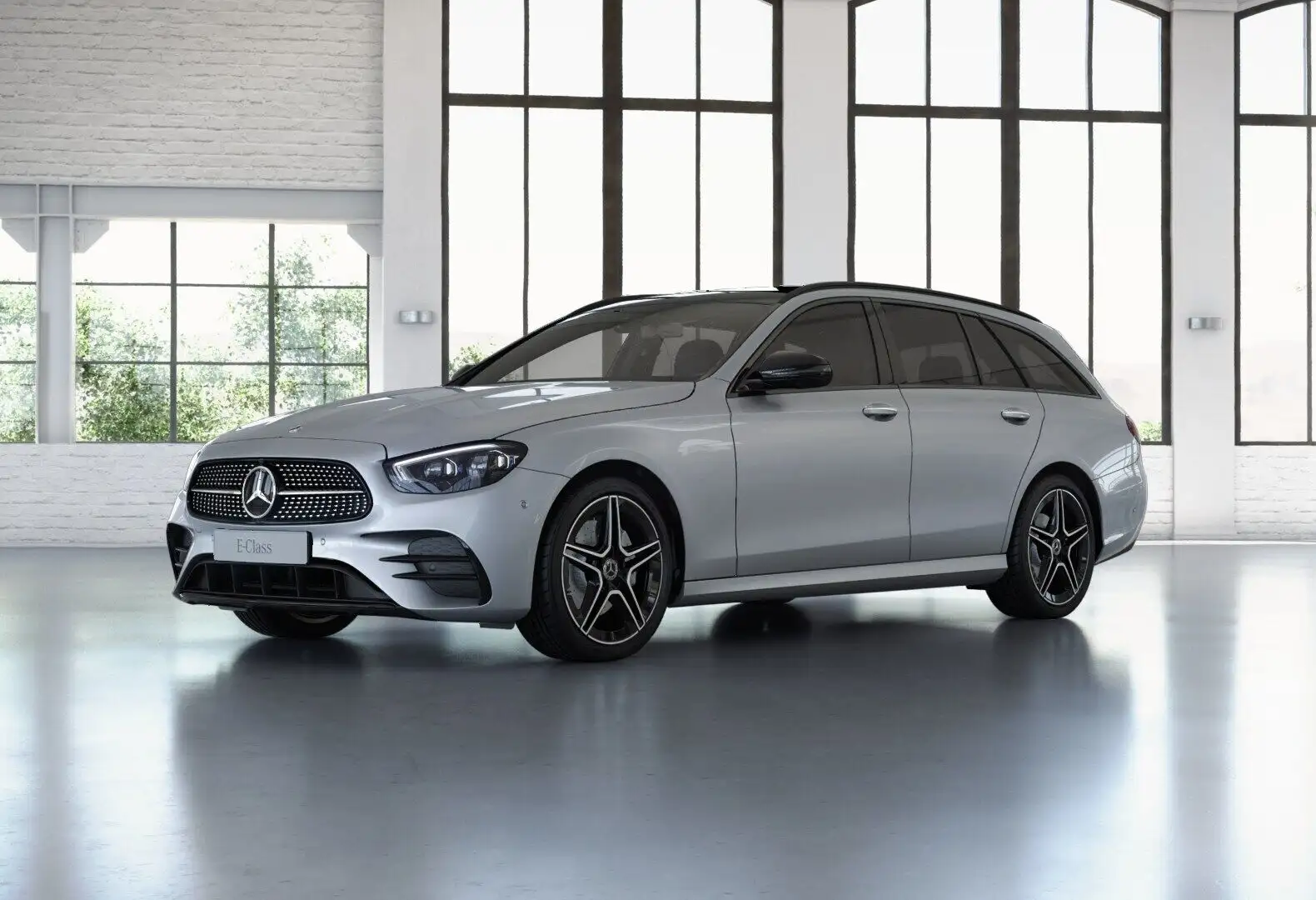 Mercedes-Benz E 300 d 4MATIC T-Modell Navi LED PTS Pano AUT Silber - 2