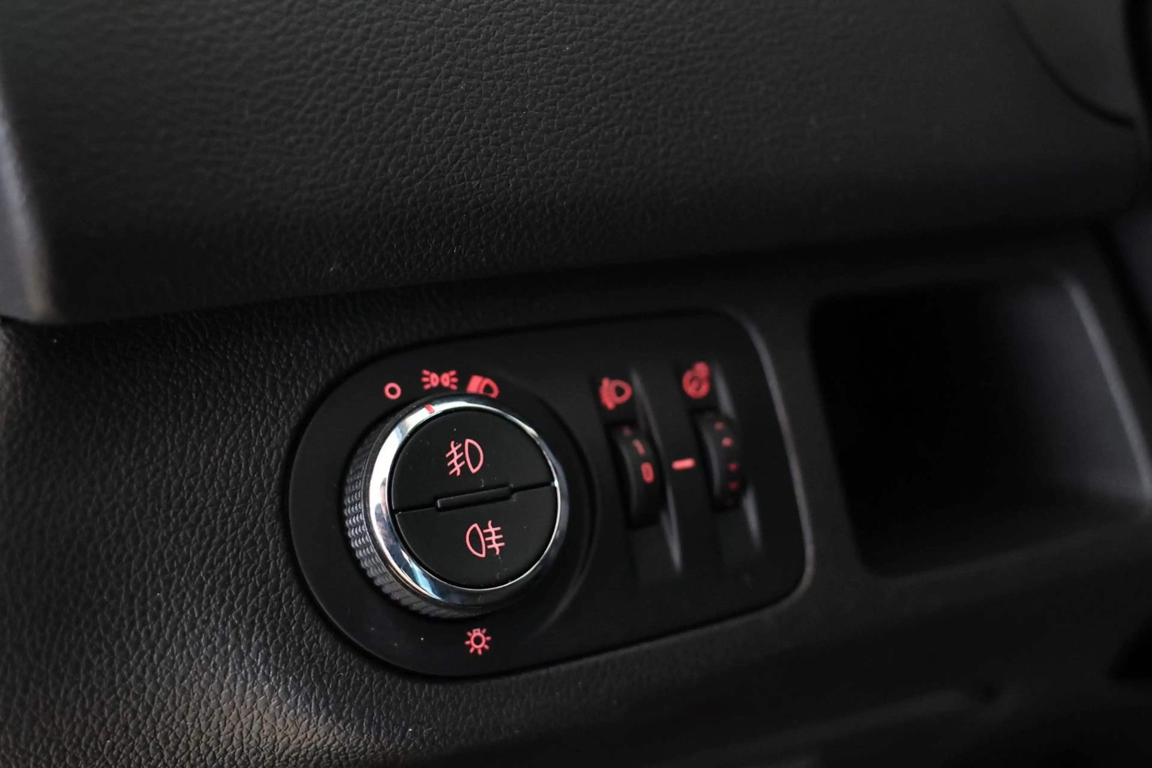 Opel Meriva B Design Edition Sitzhzg*1.Hand*Allwetter — photo 9