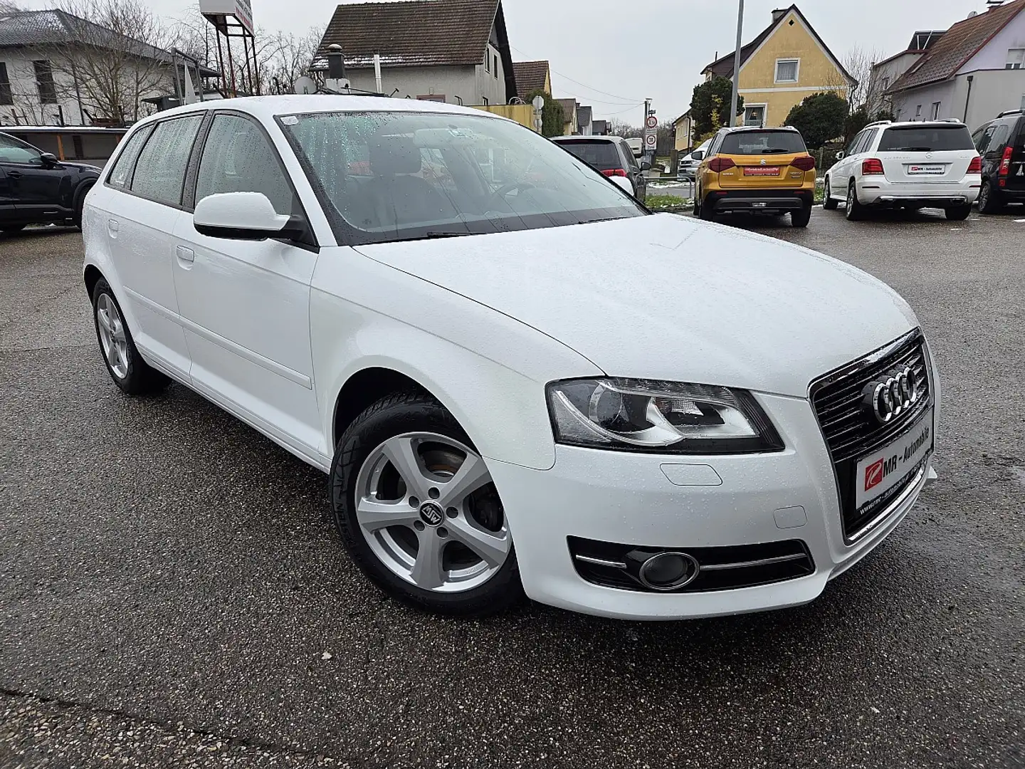 Audi A3 SB 1,2 TFSI Comfort Edition Blanc - 1